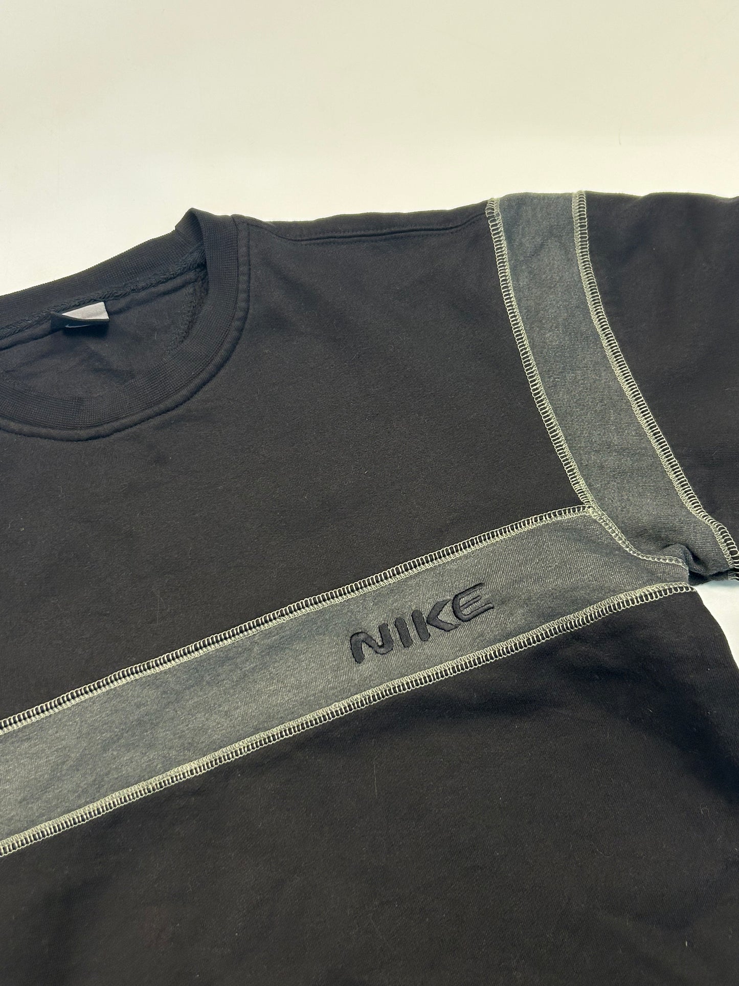 Vintage Nike sweatshirt (M)