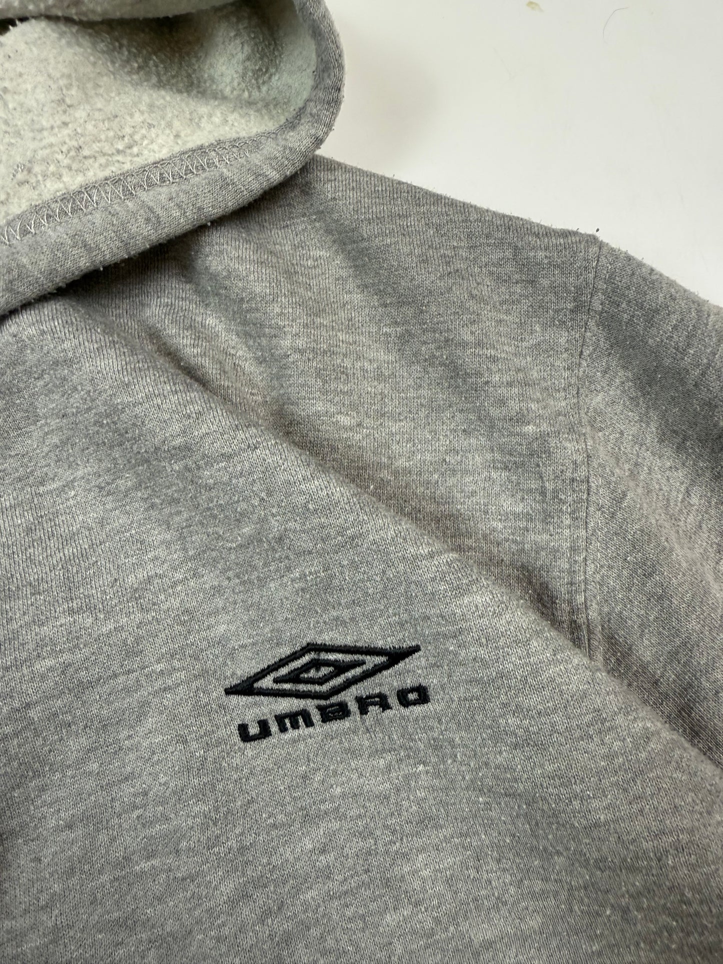 Vintage Umbro full zip up hoodie (M)