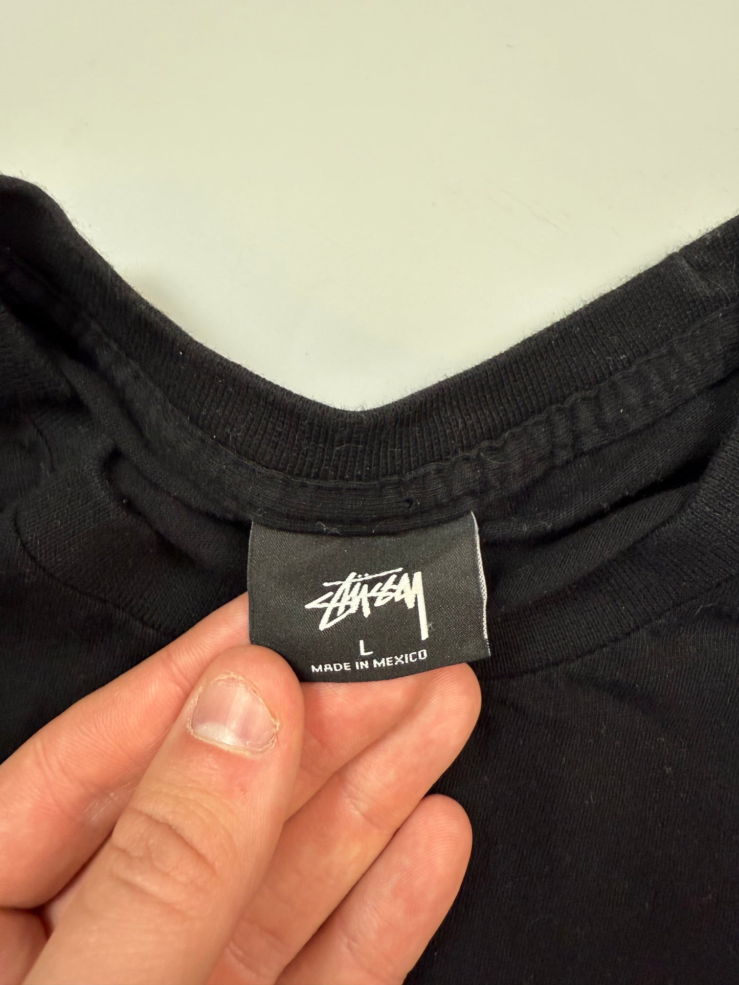Stussy world tour graphic tee (L)