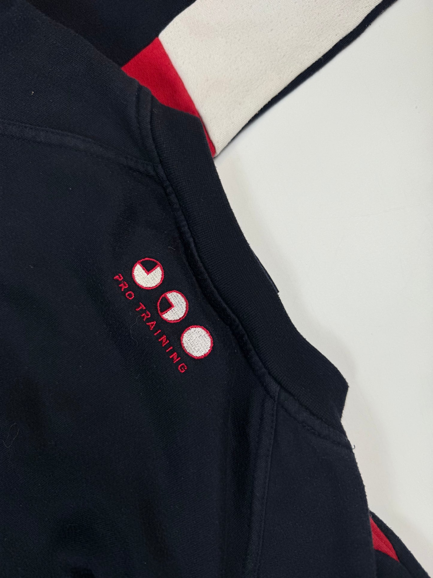 Vintage Umbro centre logo sweatshirt (S)