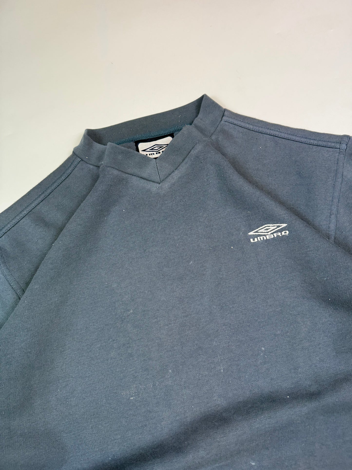 Vintage 90s Umbro small logo sweatshirt (S)