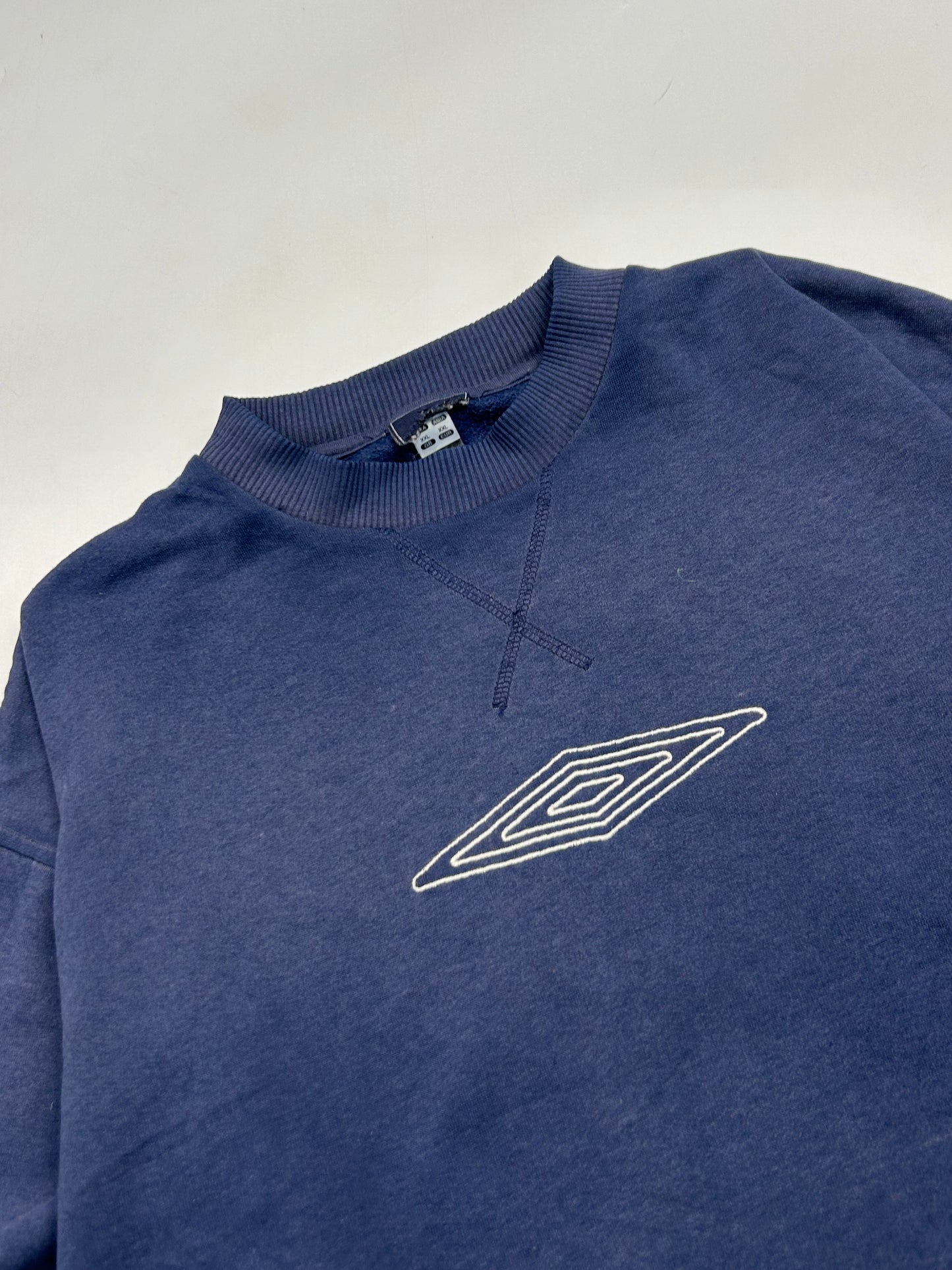 Vintage Umbro centre logo sweatshirt (L)