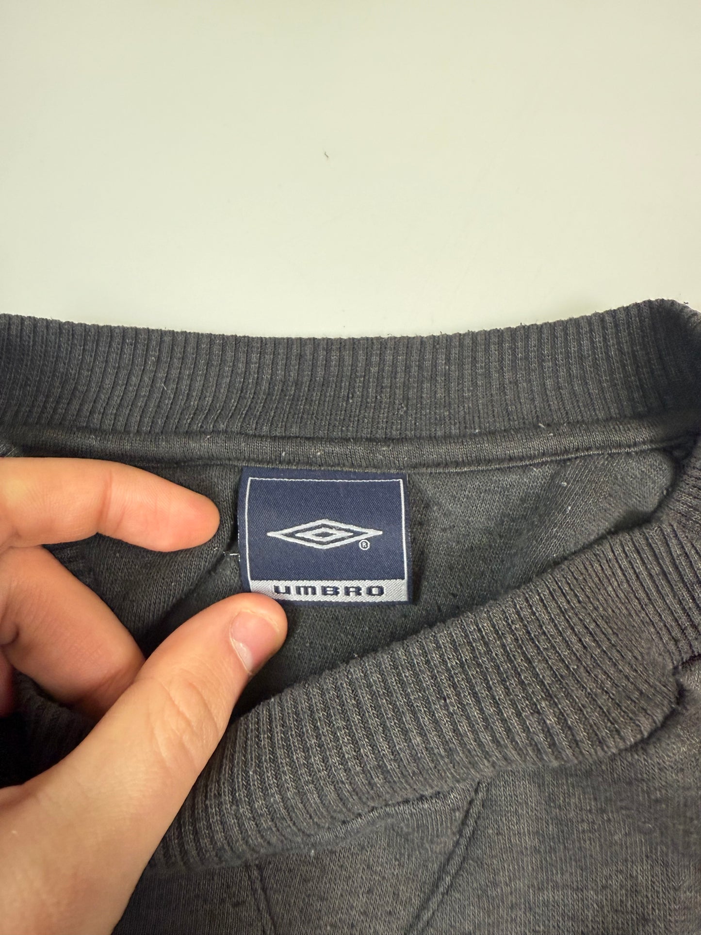 Vintage Umbro small logo sweatshirt (XL)