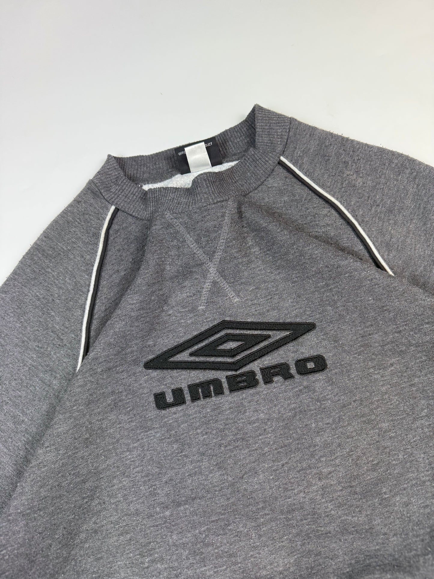 Vintage Umbro centre logo sweatshirt (M)