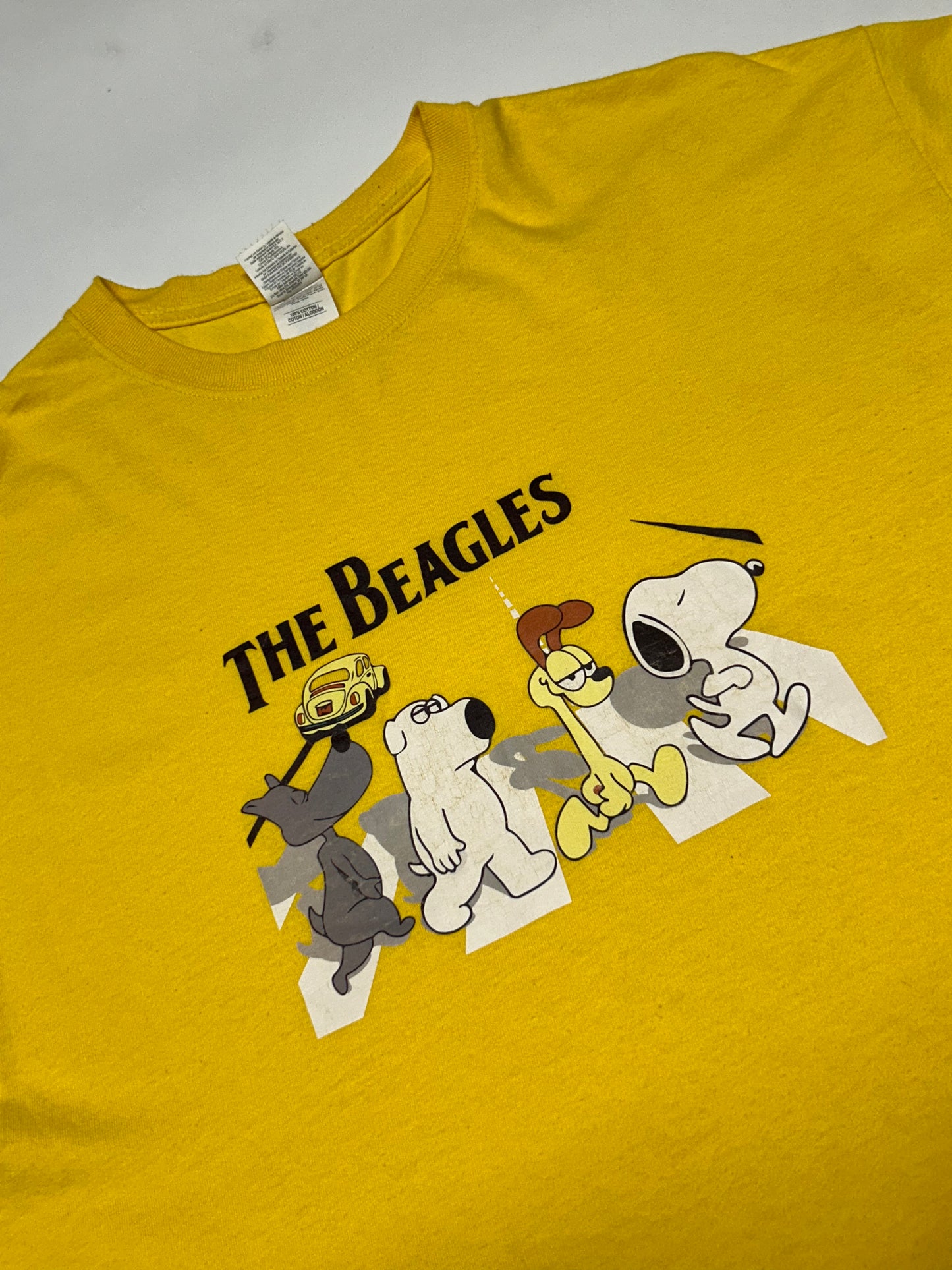 The beagles graphic tee (XL)