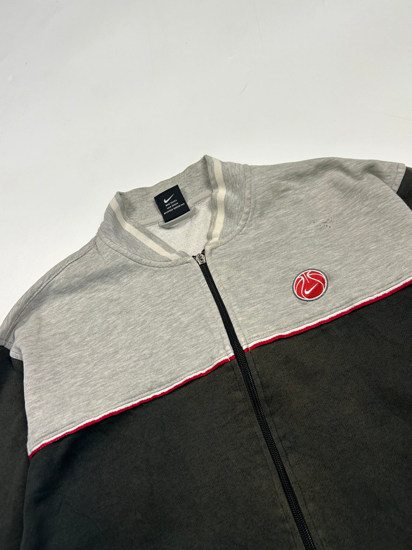 Vintage 90s Nike basketball full zip sweatshirt (XL)