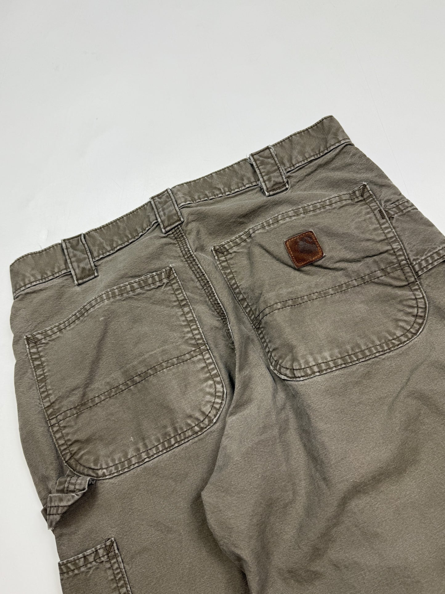 Vintage Carhartt baggy carpenter pants (W30)