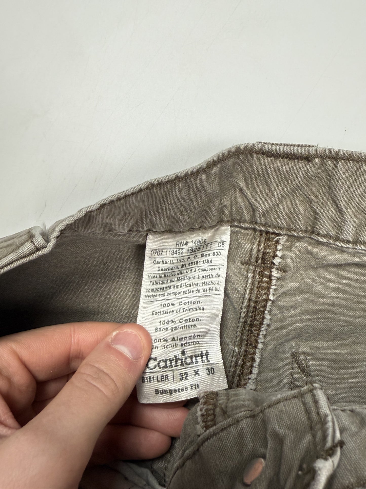 Vintage Carhartt baggy carpenter pants (W30)