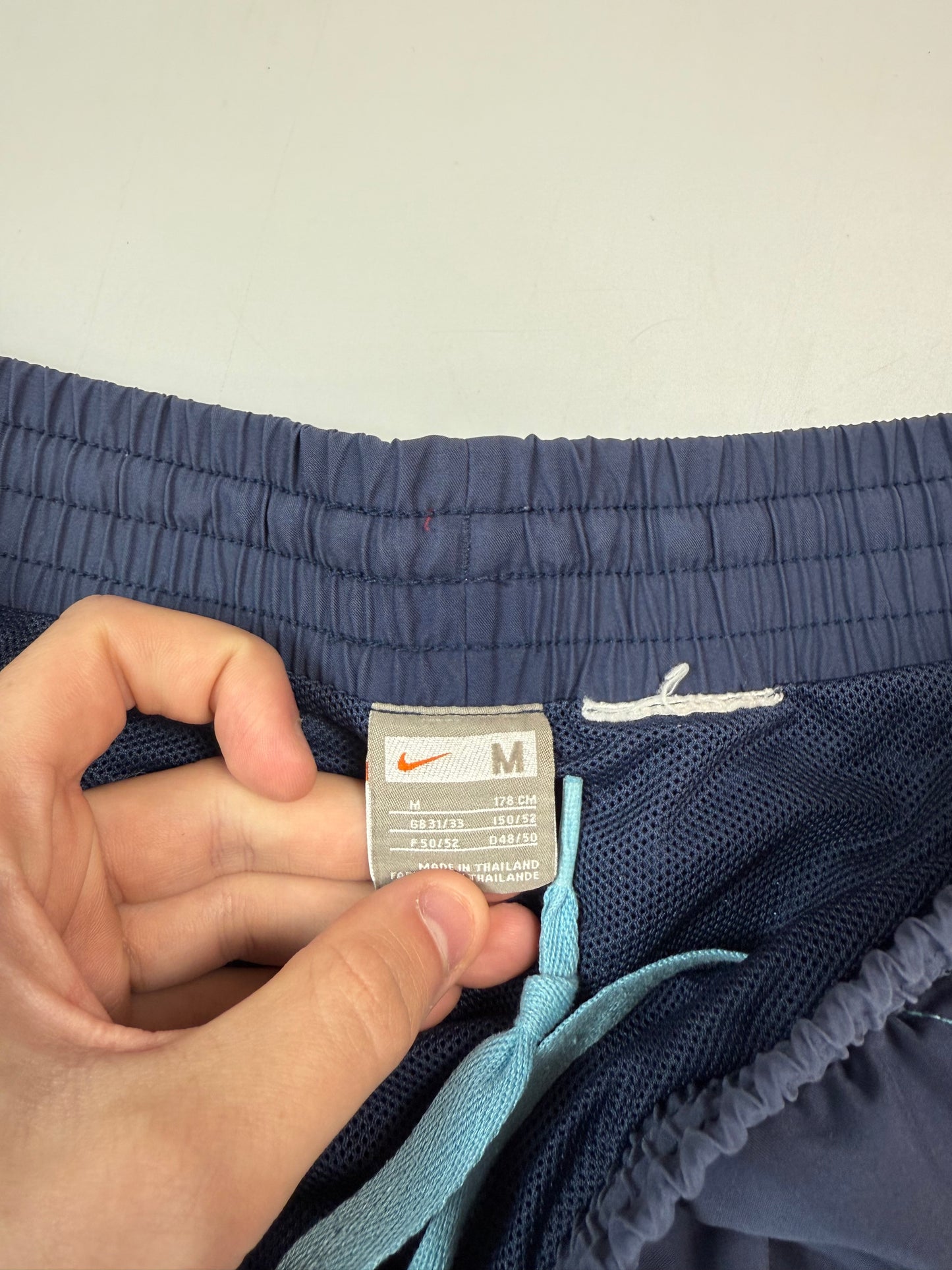 Vintage Nike spell out sport shorts (M)