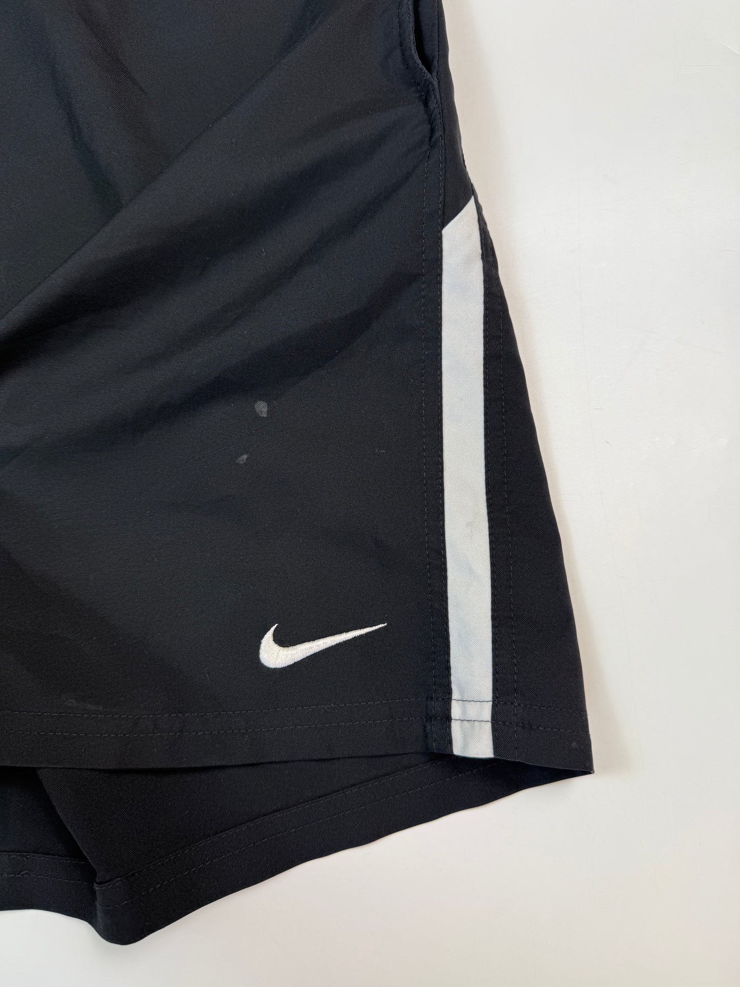 Vintage Nike court baggy sport shorts (XL)