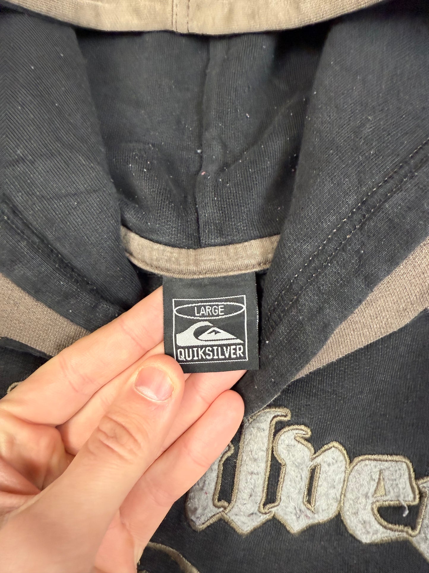 Vintage Y2K Quiksilver spell out hoodie (L)