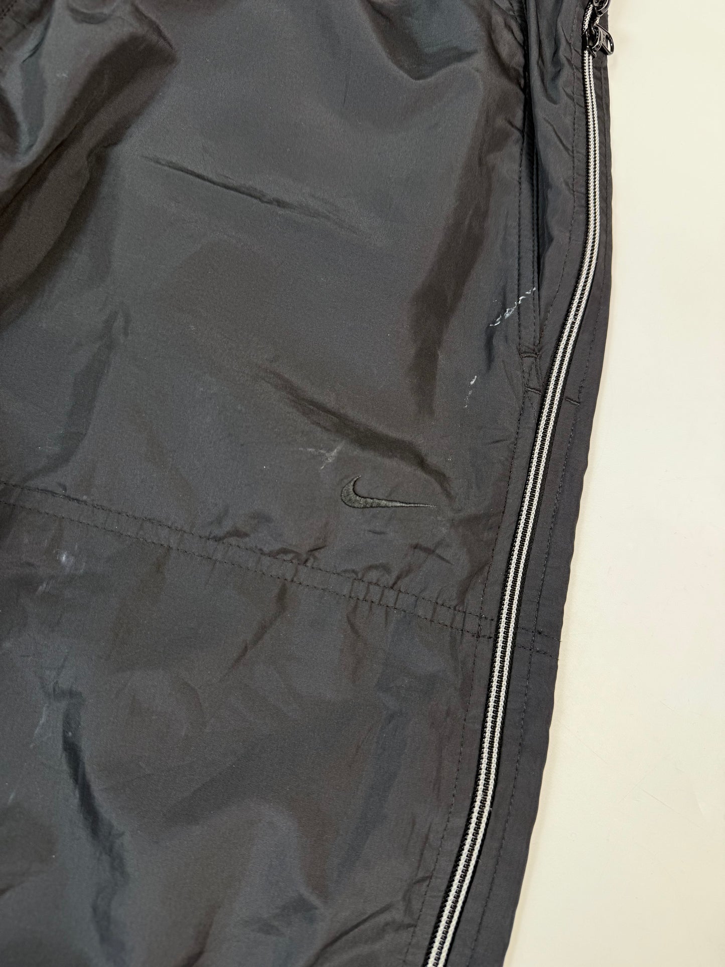 Vintage Nike basketball baggy shorts (L)