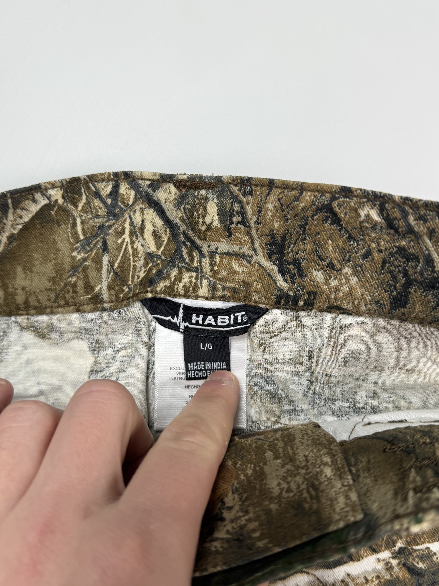 Real tree baggy camo cargo pants (W28)