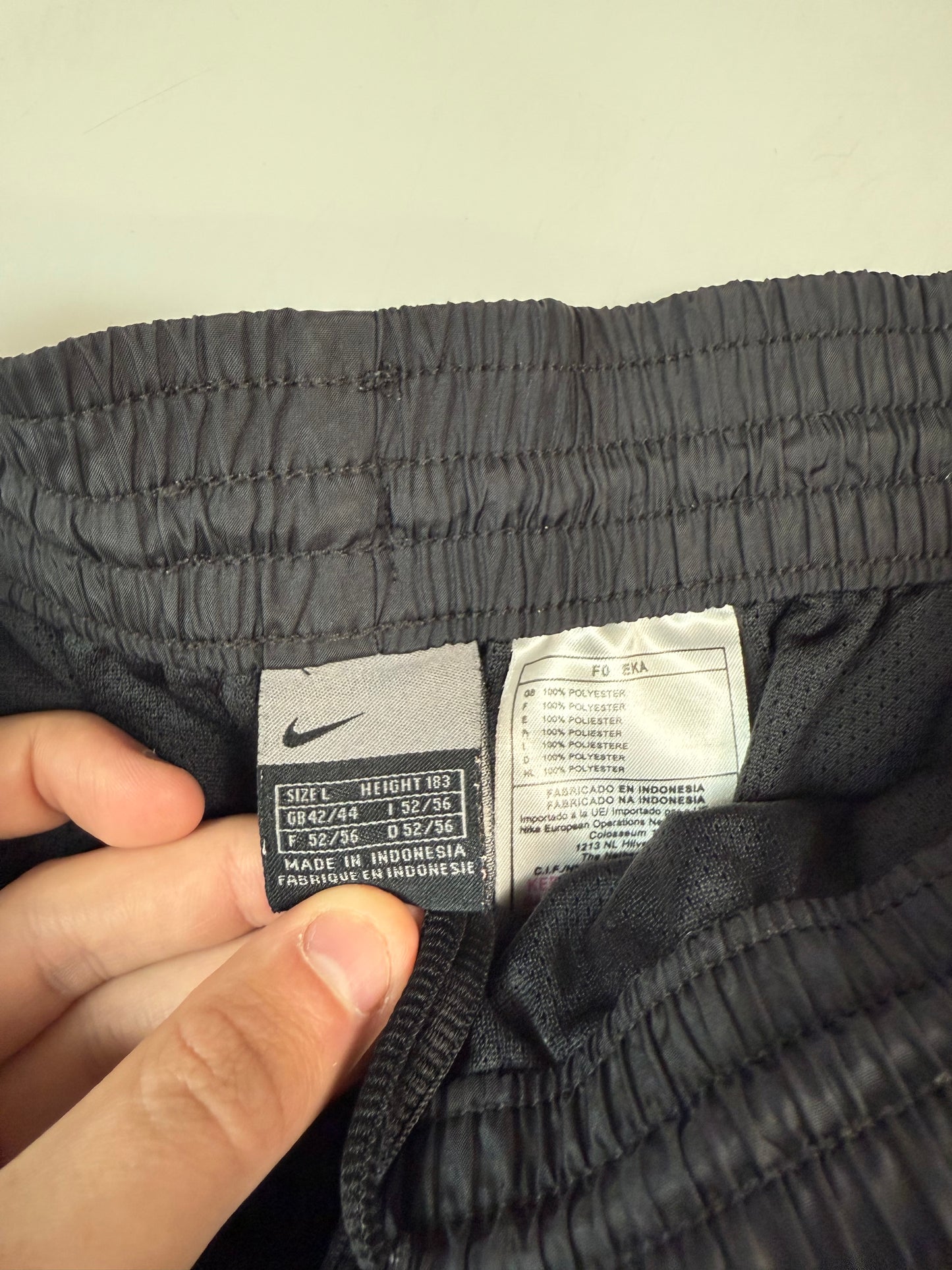 Vintage Nike basketball baggy shorts (L)