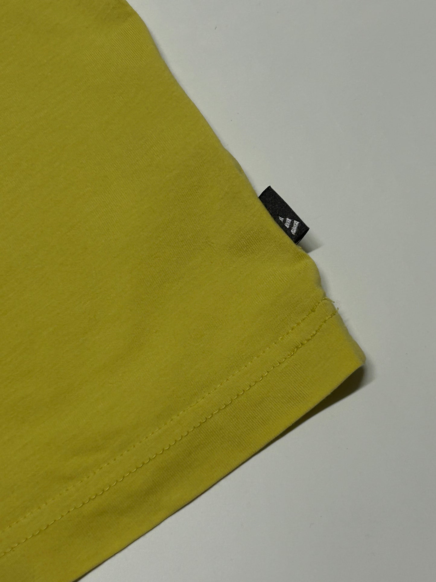 Vintage adidas centre logo tee (L)