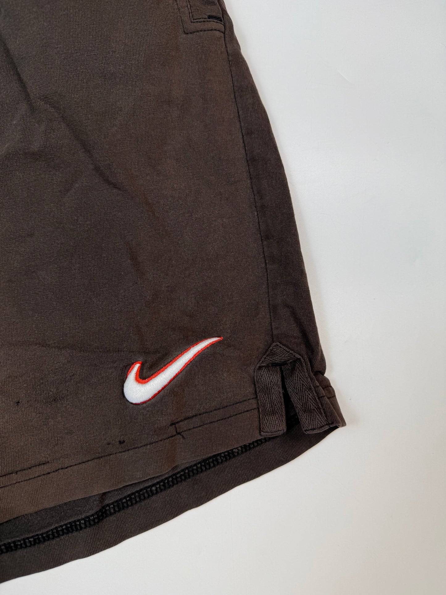 Vintage 90s Nike mini swoosh baggy sweat shorts (L)
