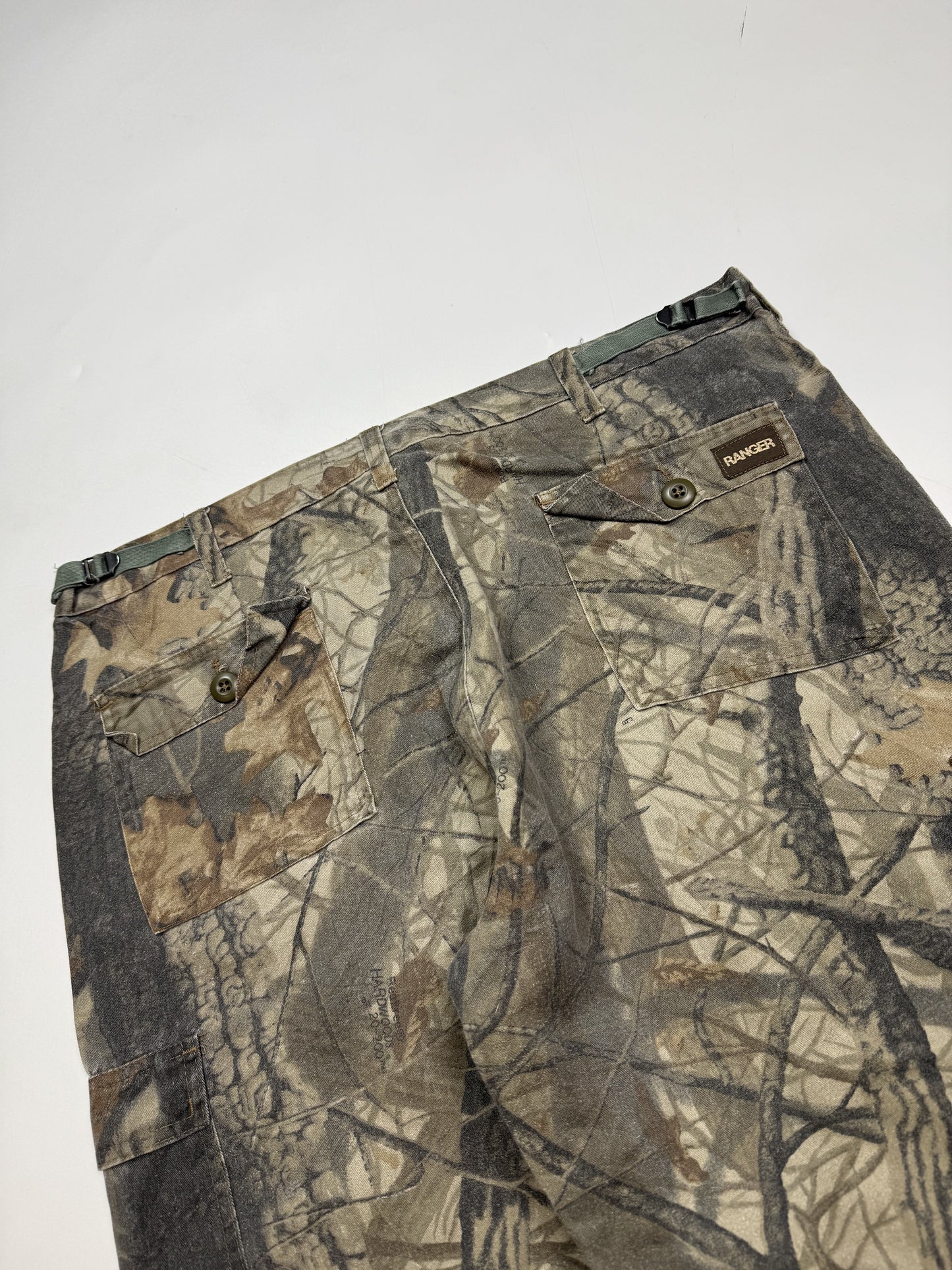 Vintage Ranger real tree baggy cargo pants (W36)