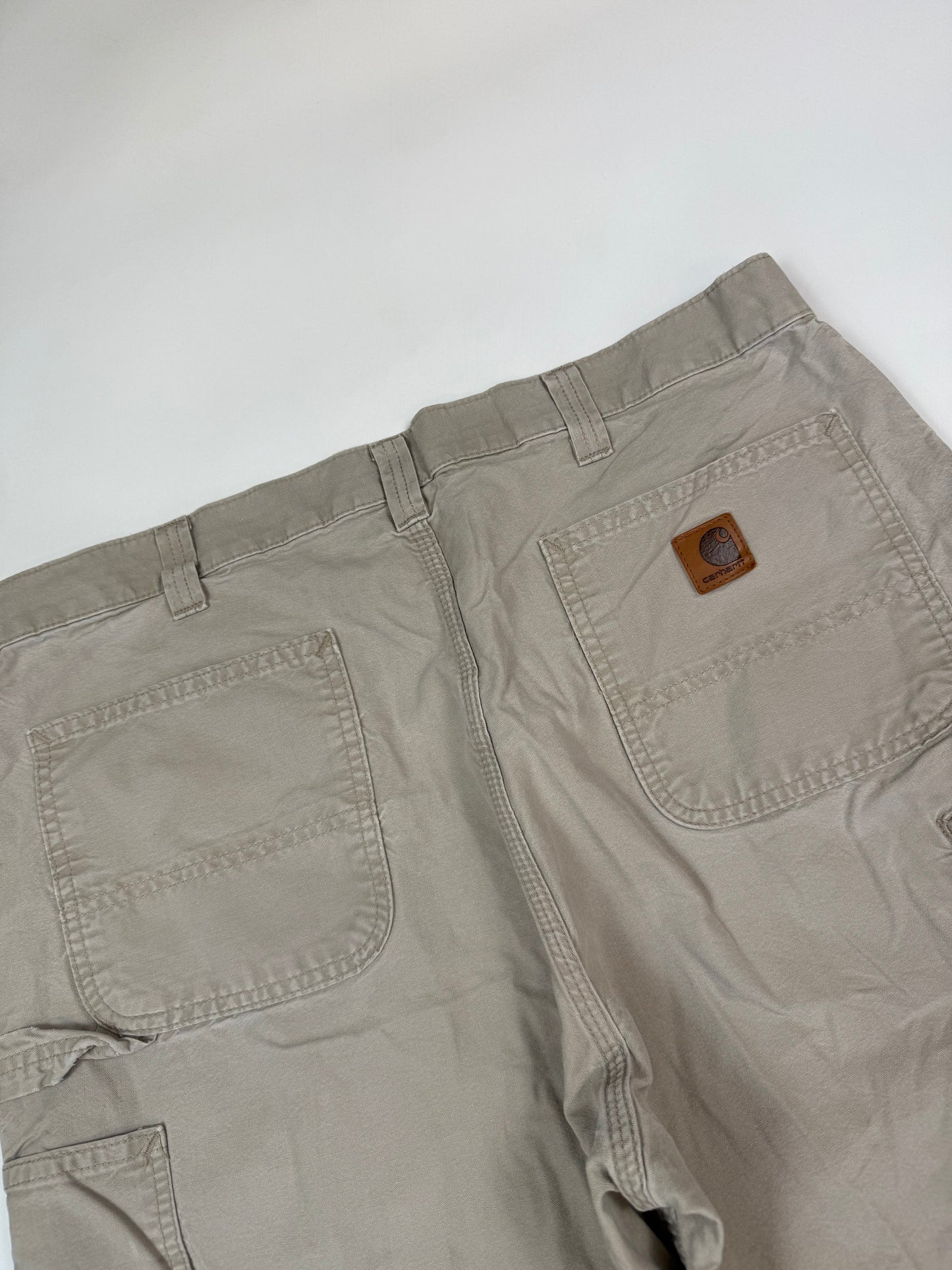 Vintage Carhartt baggy carpenter shorts (W36)