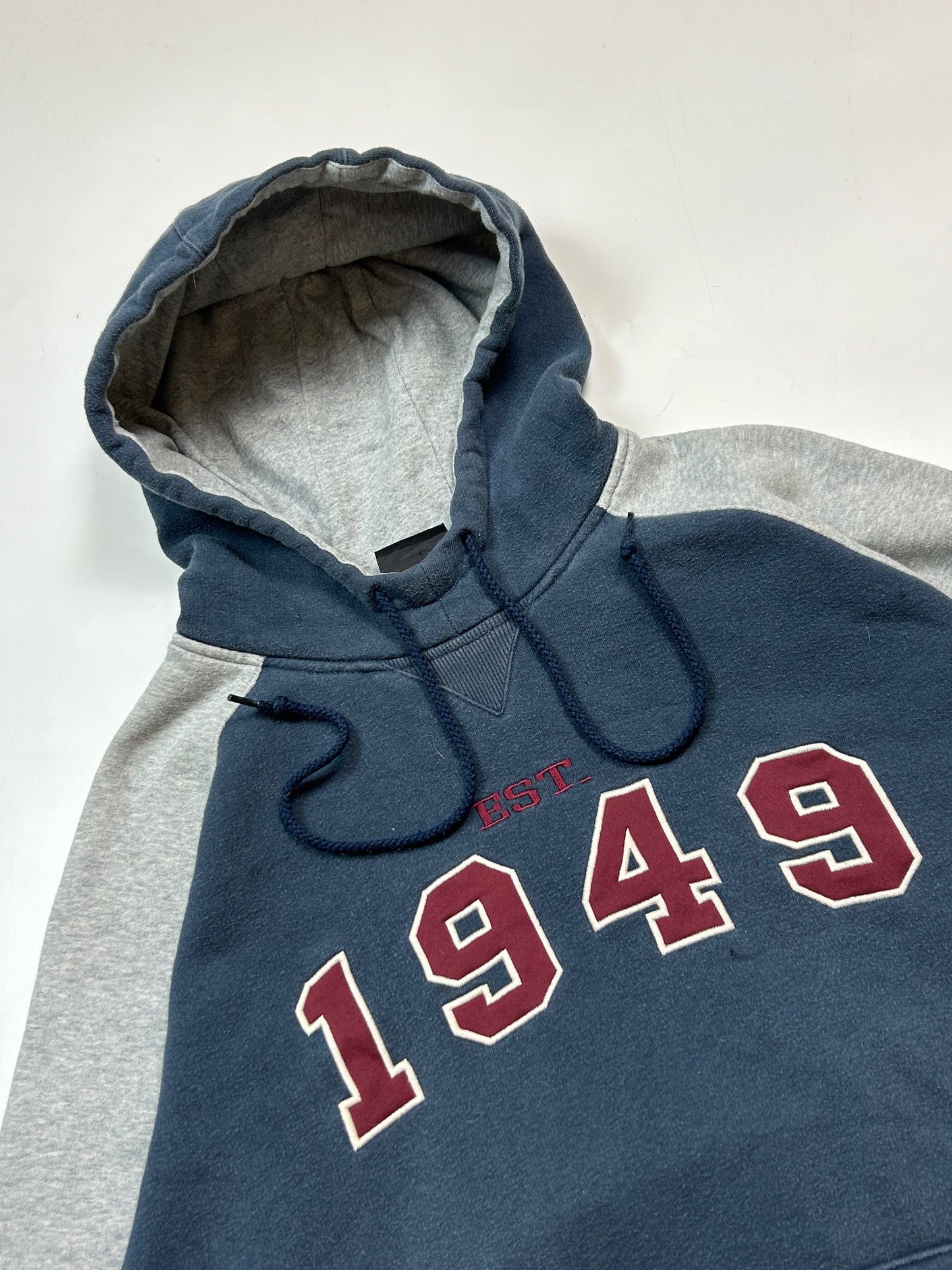Vintage Adidas 1949 spell out hoodie (M)