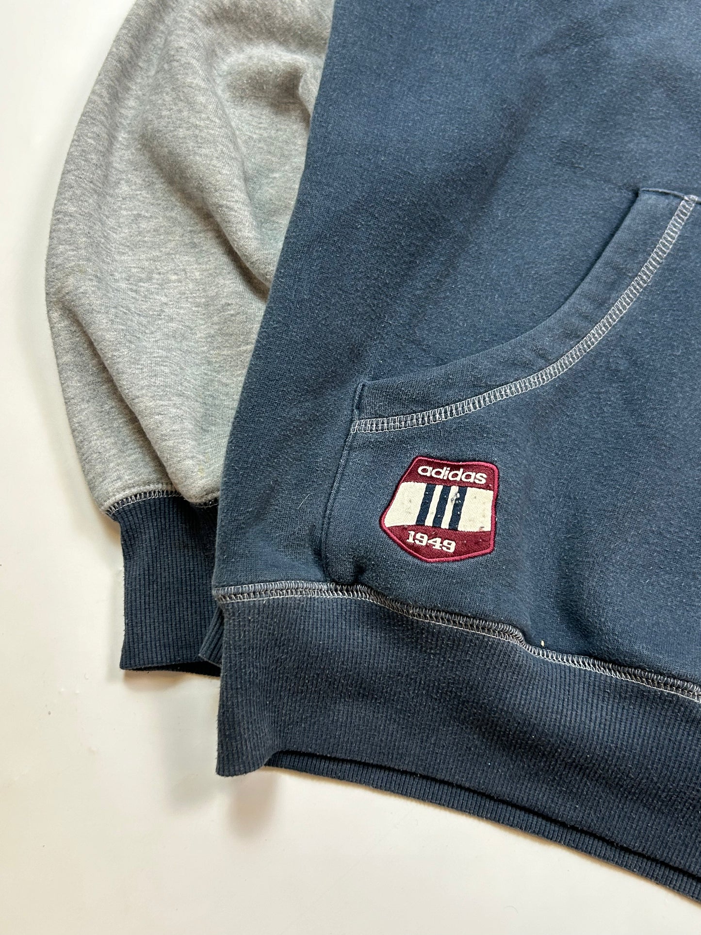 Vintage Adidas 1949 spell out hoodie (M)