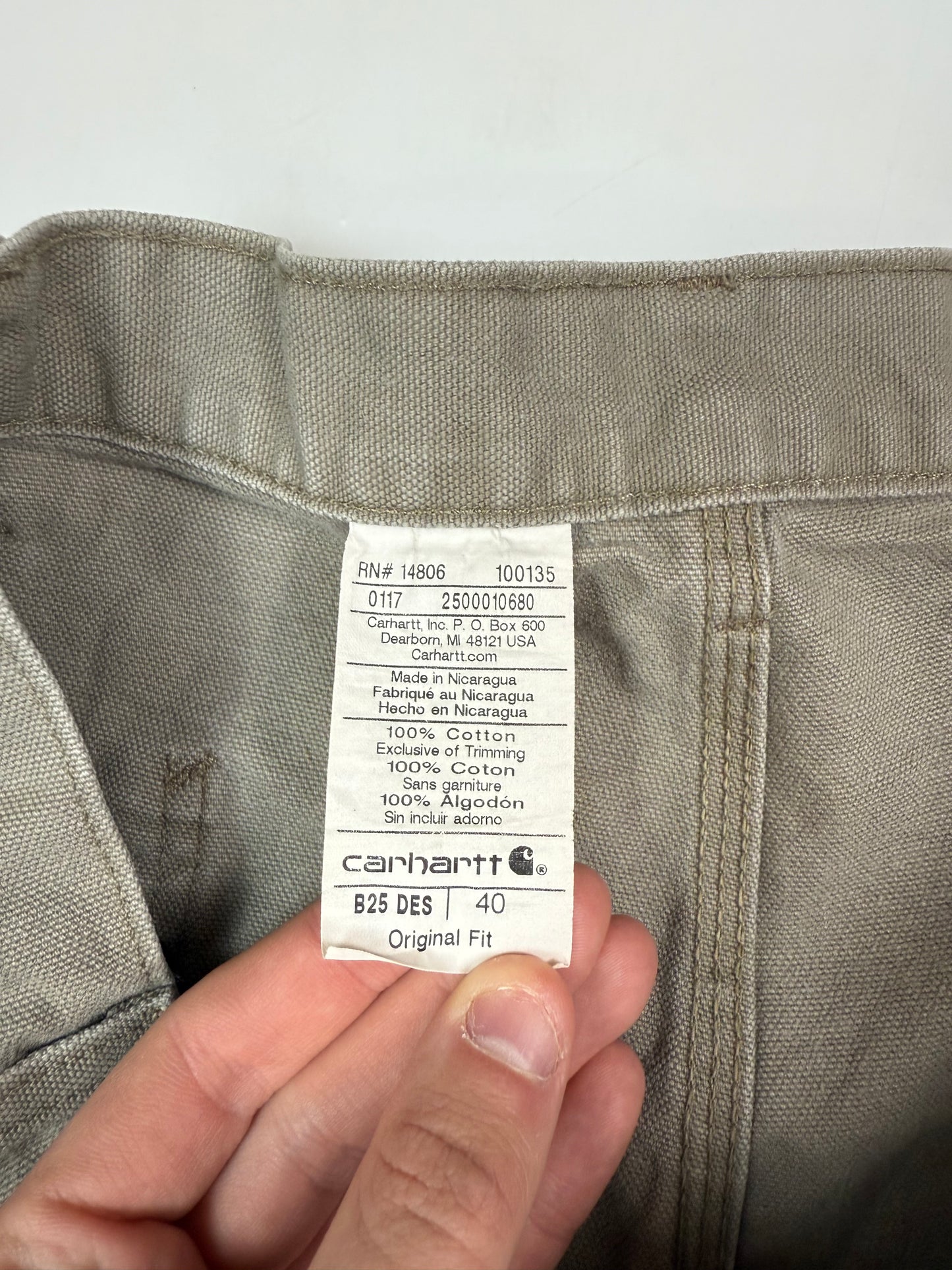 Carhartt baggy carpenter shorts (W38)