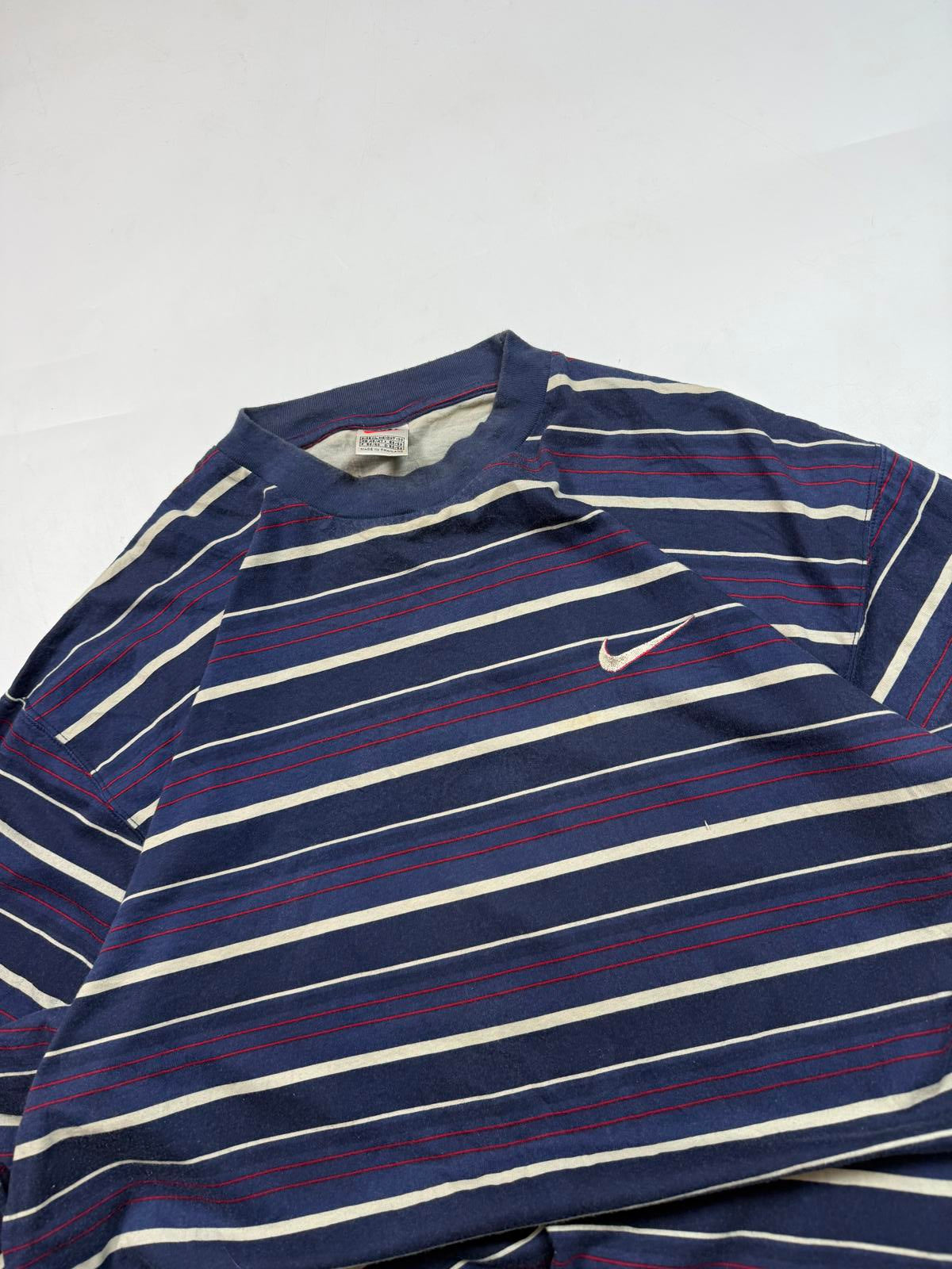 Vintage 90s Nike striped long sleeve tee (XL)