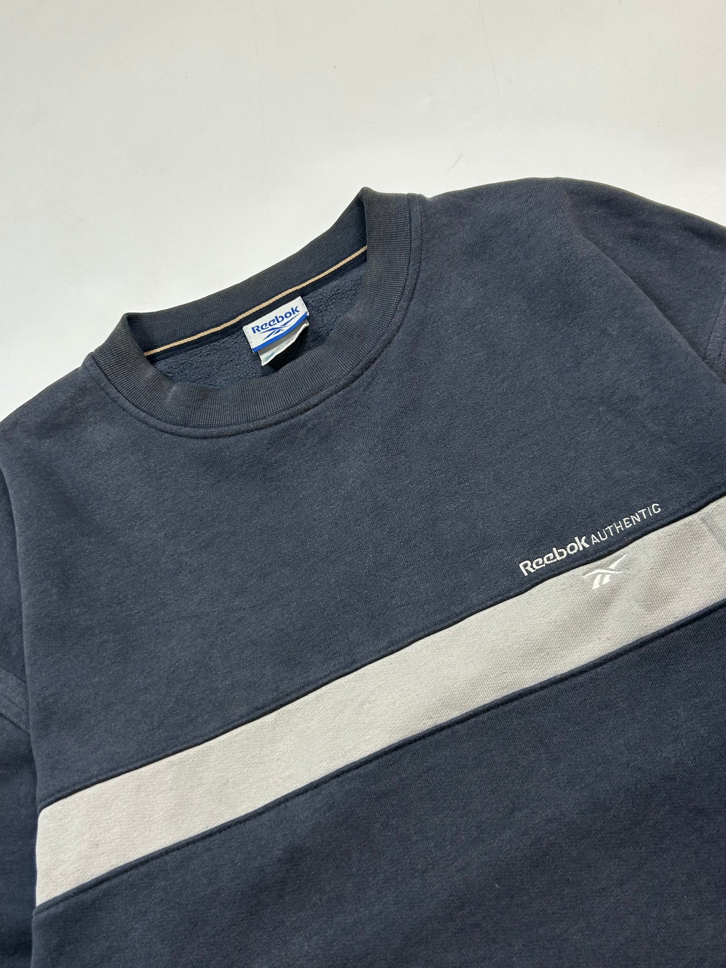 Vintage Reebok authentic sweatshirt (M)