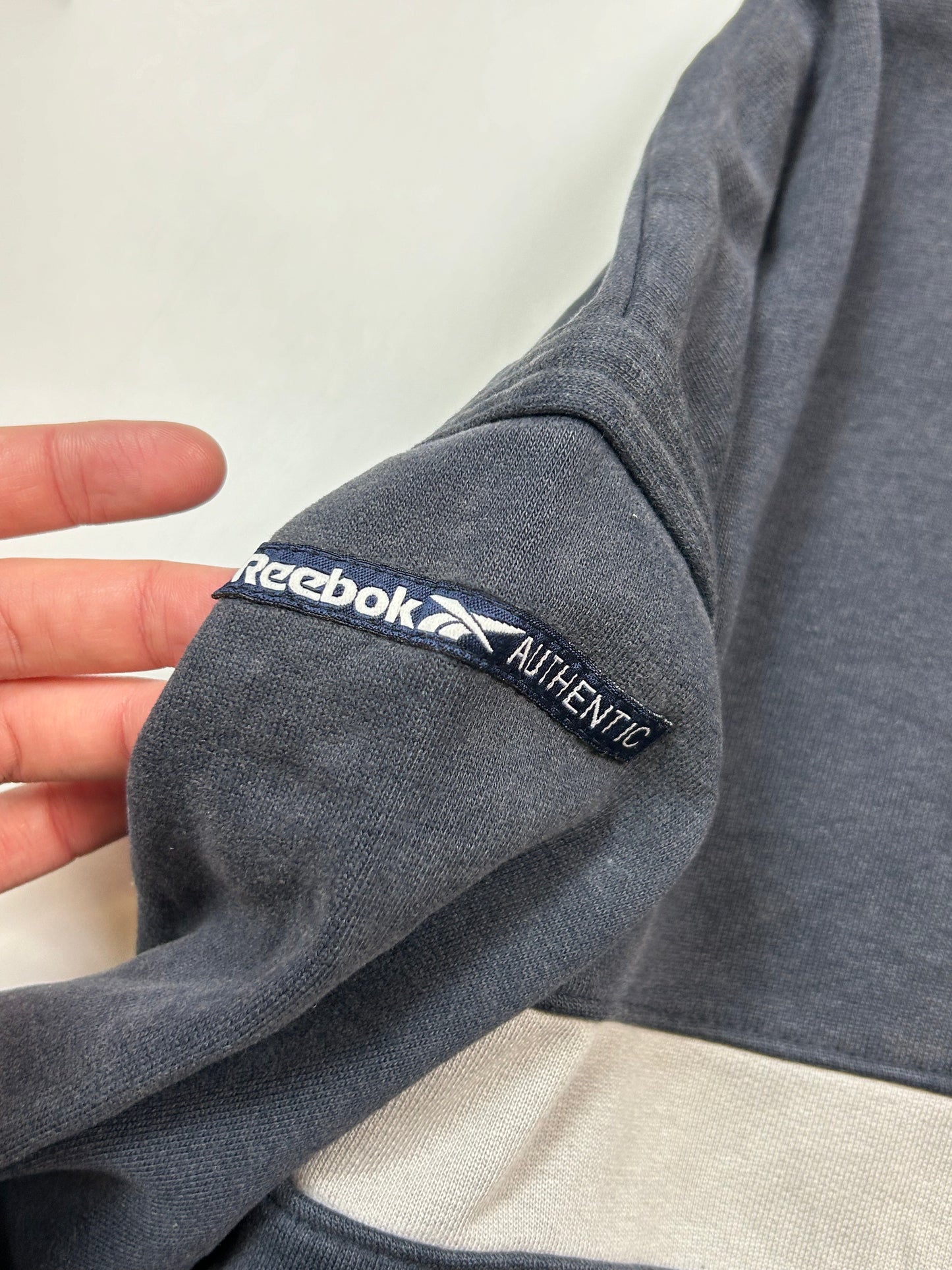 Vintage Reebok authentic sweatshirt (M)