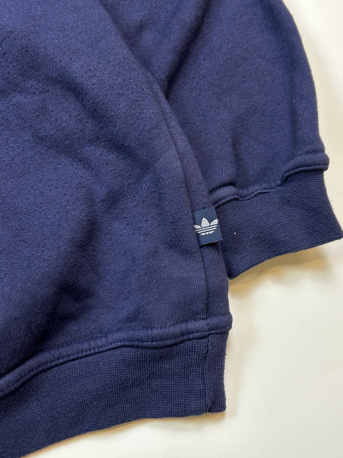 Vintage 90s Adidas originals centre logo sweatshirt (M)