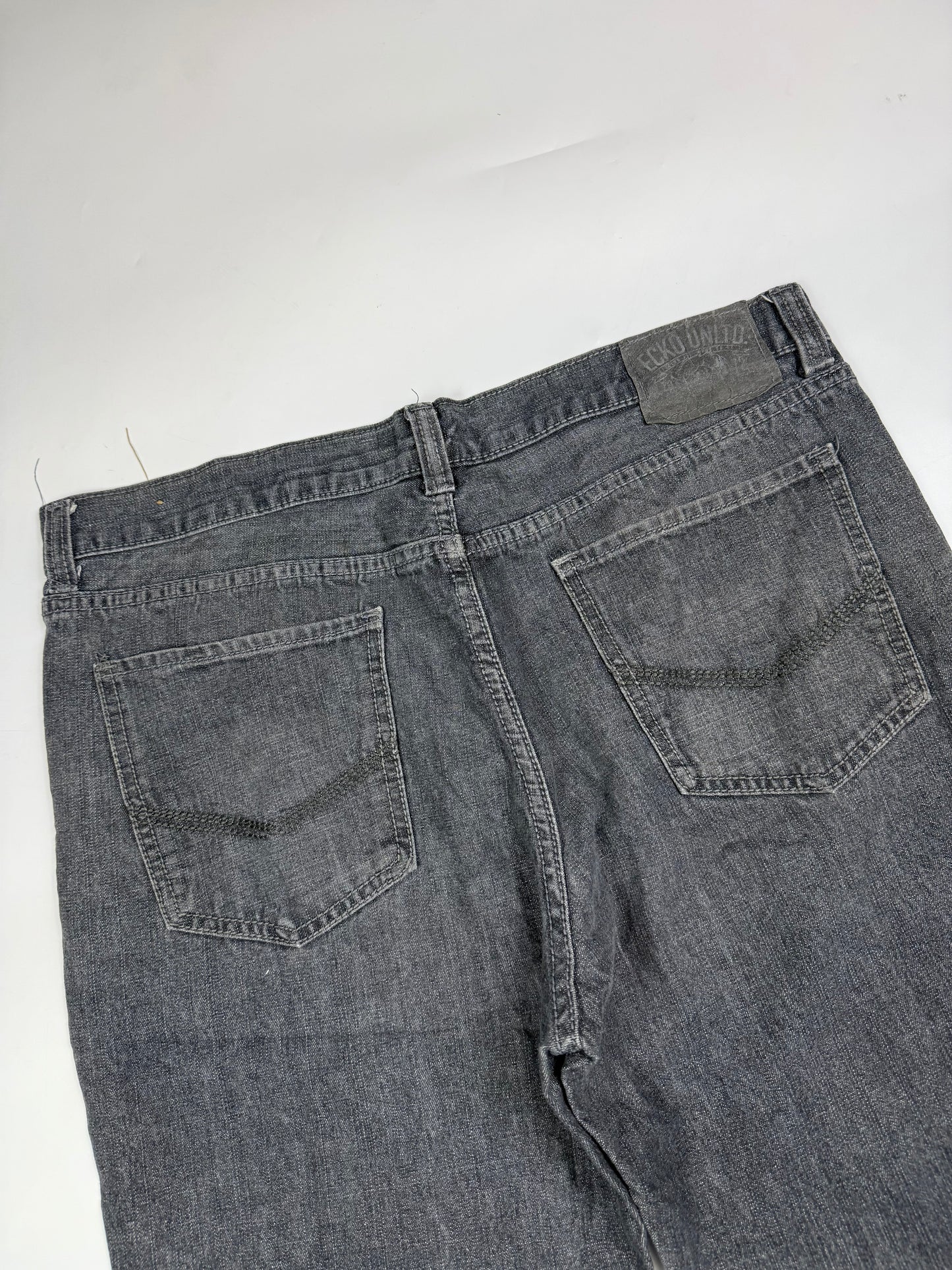 Vintage Ecko Unltd baggy jeans (W38)