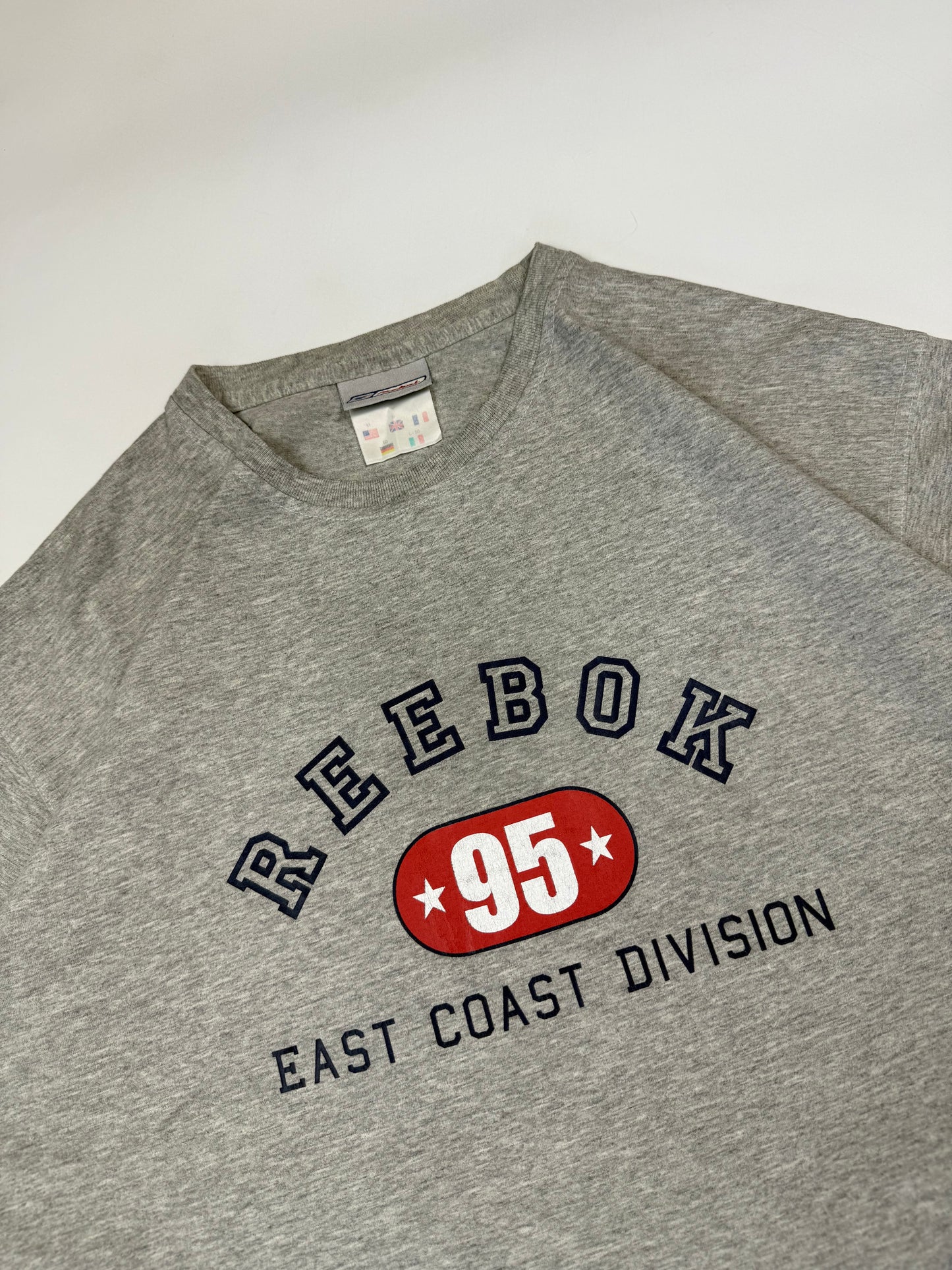 Vintage Reebok spell out tee (M)