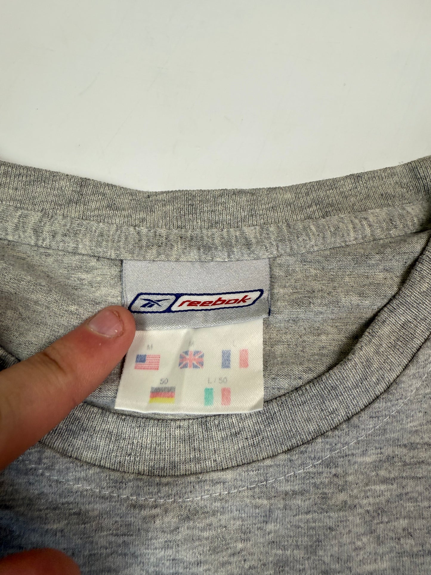 Vintage Reebok spell out tee (M)