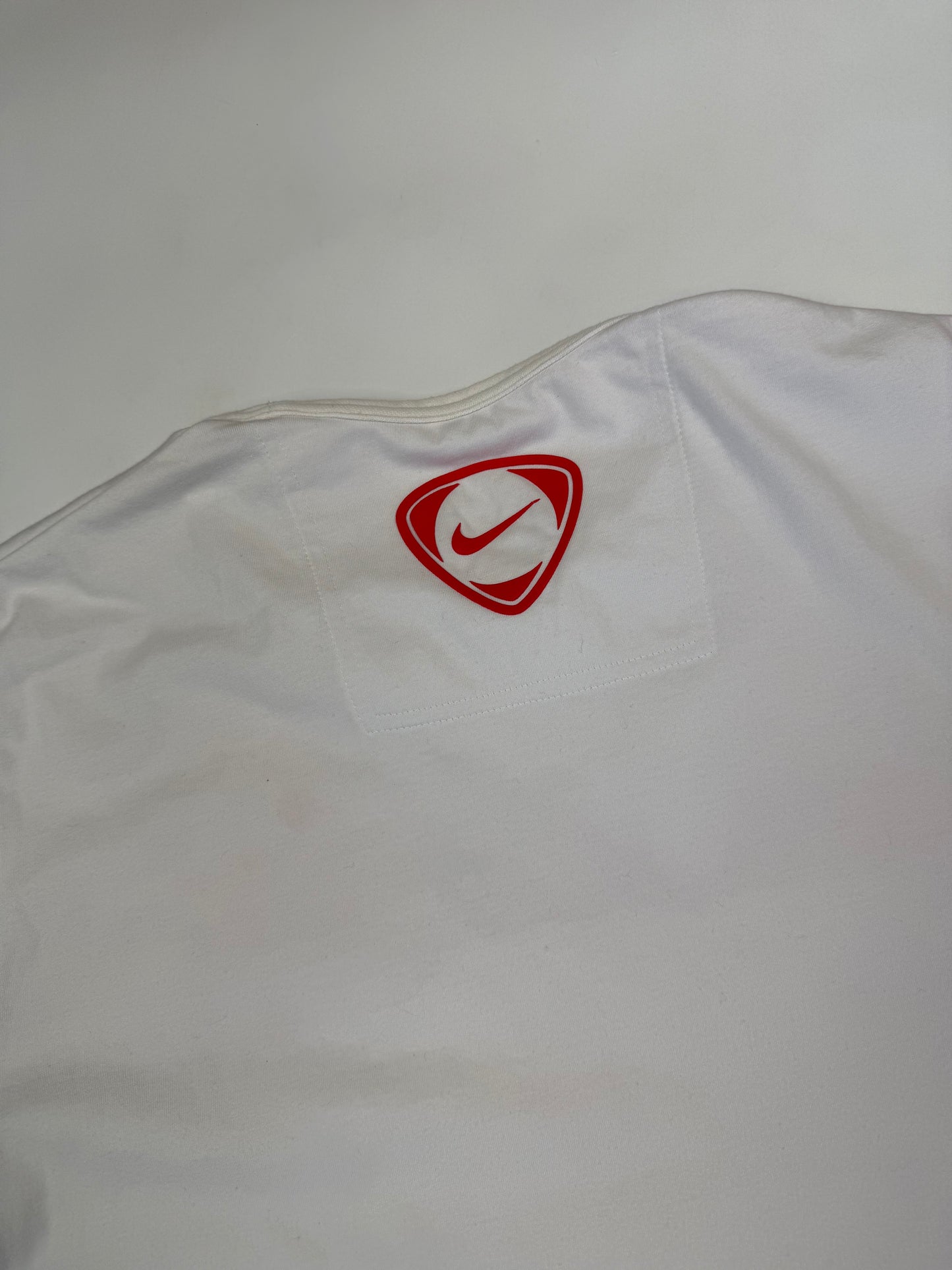 Vintage Nike shield football l/s tee (L)