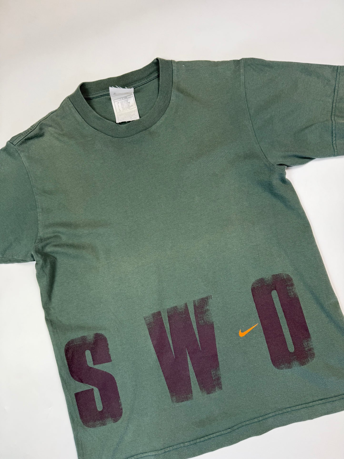 Vintage 90s Nike swoosh tee (XS)