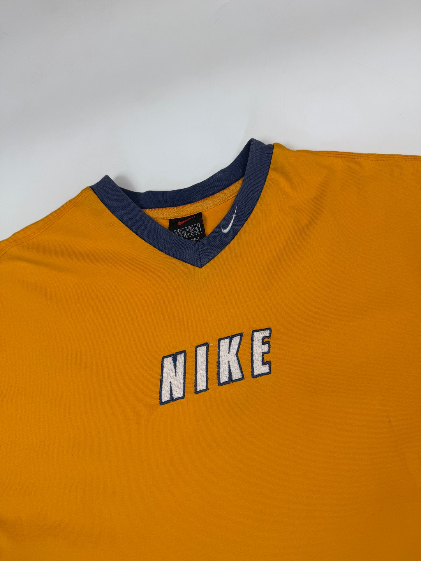Vintage 90s Nike spell out tee (S)