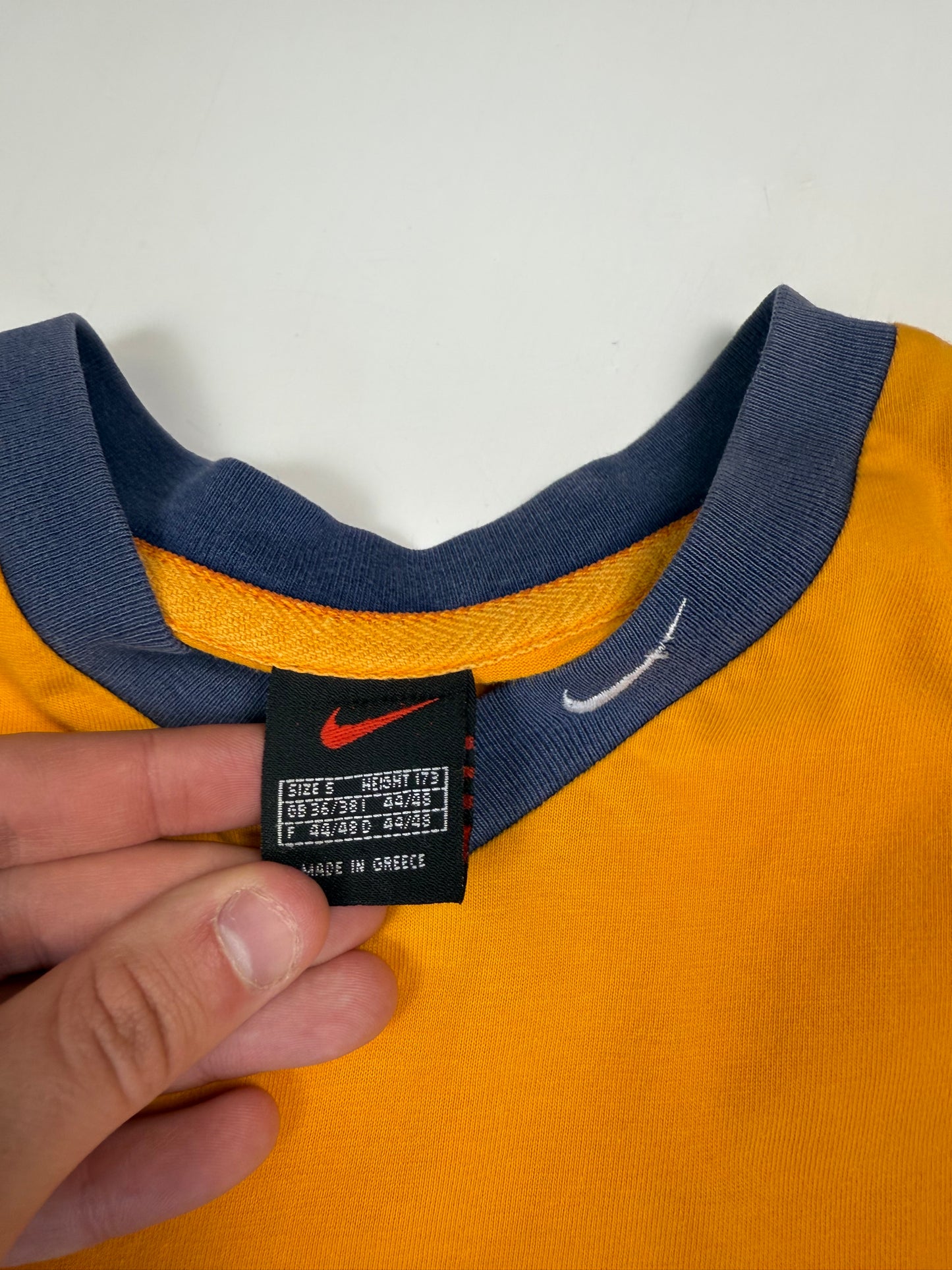 Vintage 90s Nike spell out tee (S)