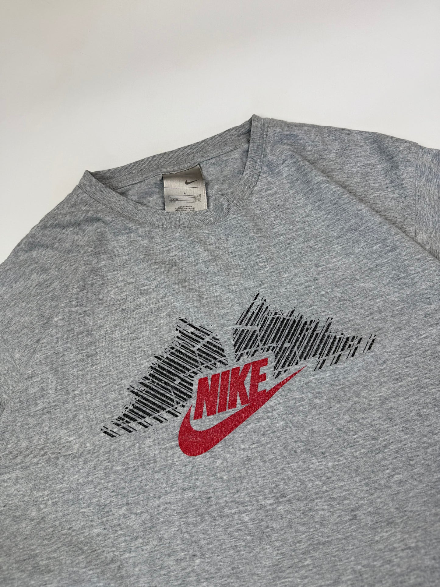 Vintage Nike spell out tee (L)