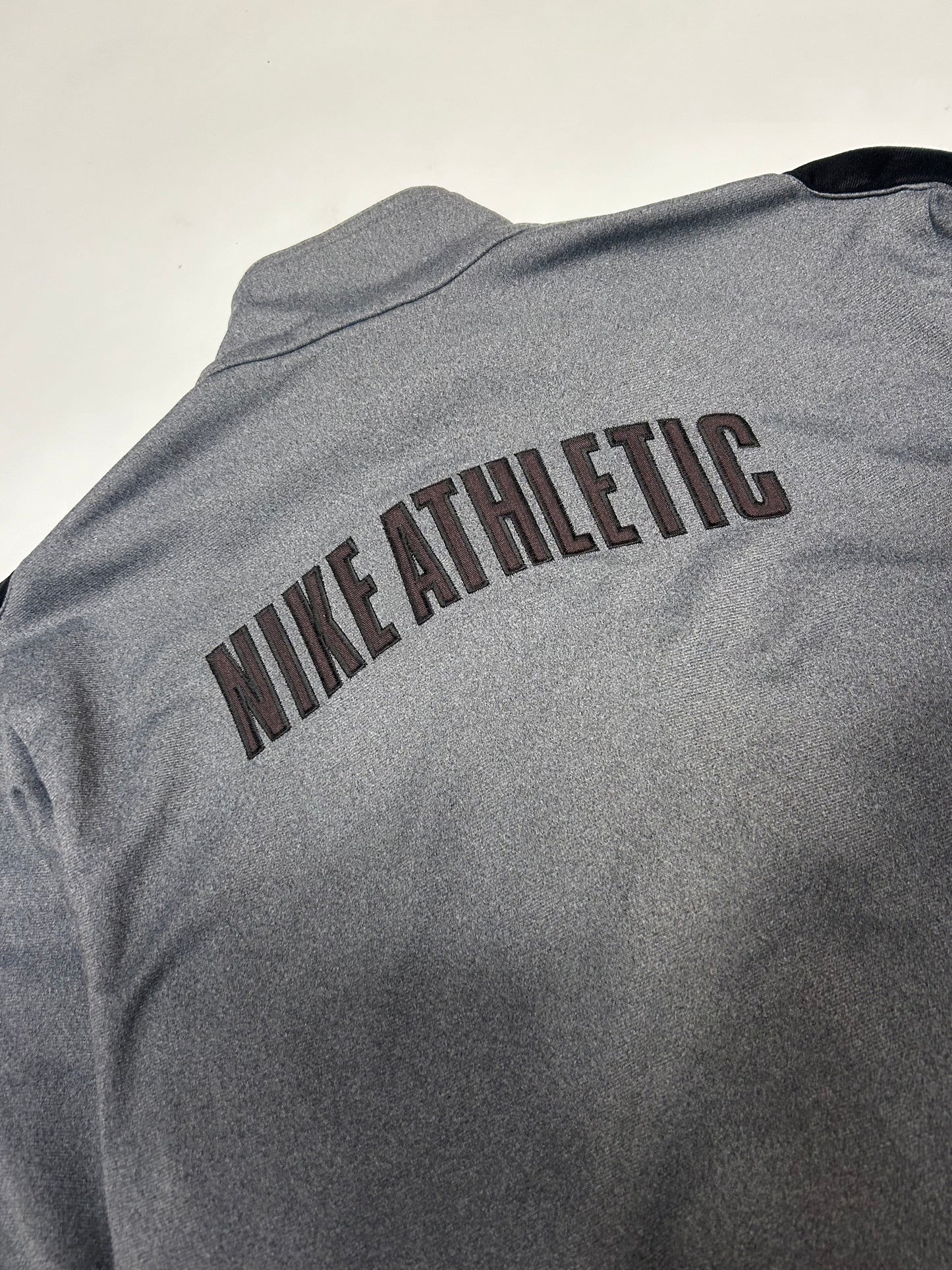 Vintage 90s Nike athletic track jacket (S)