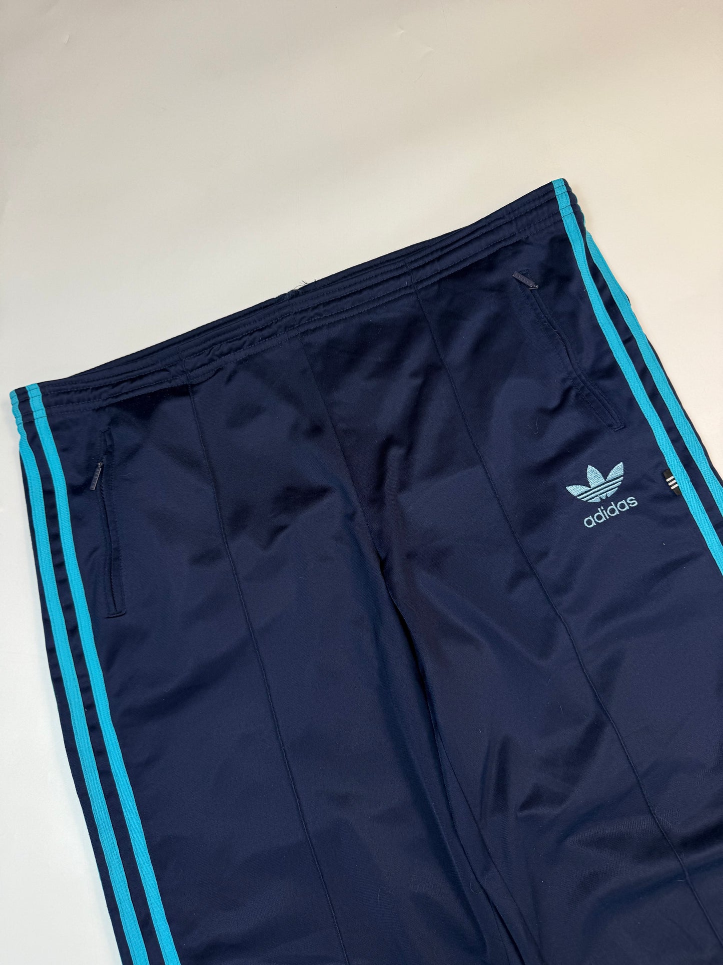 Vintage 90s Adidas originals baggy track pants (XL)
