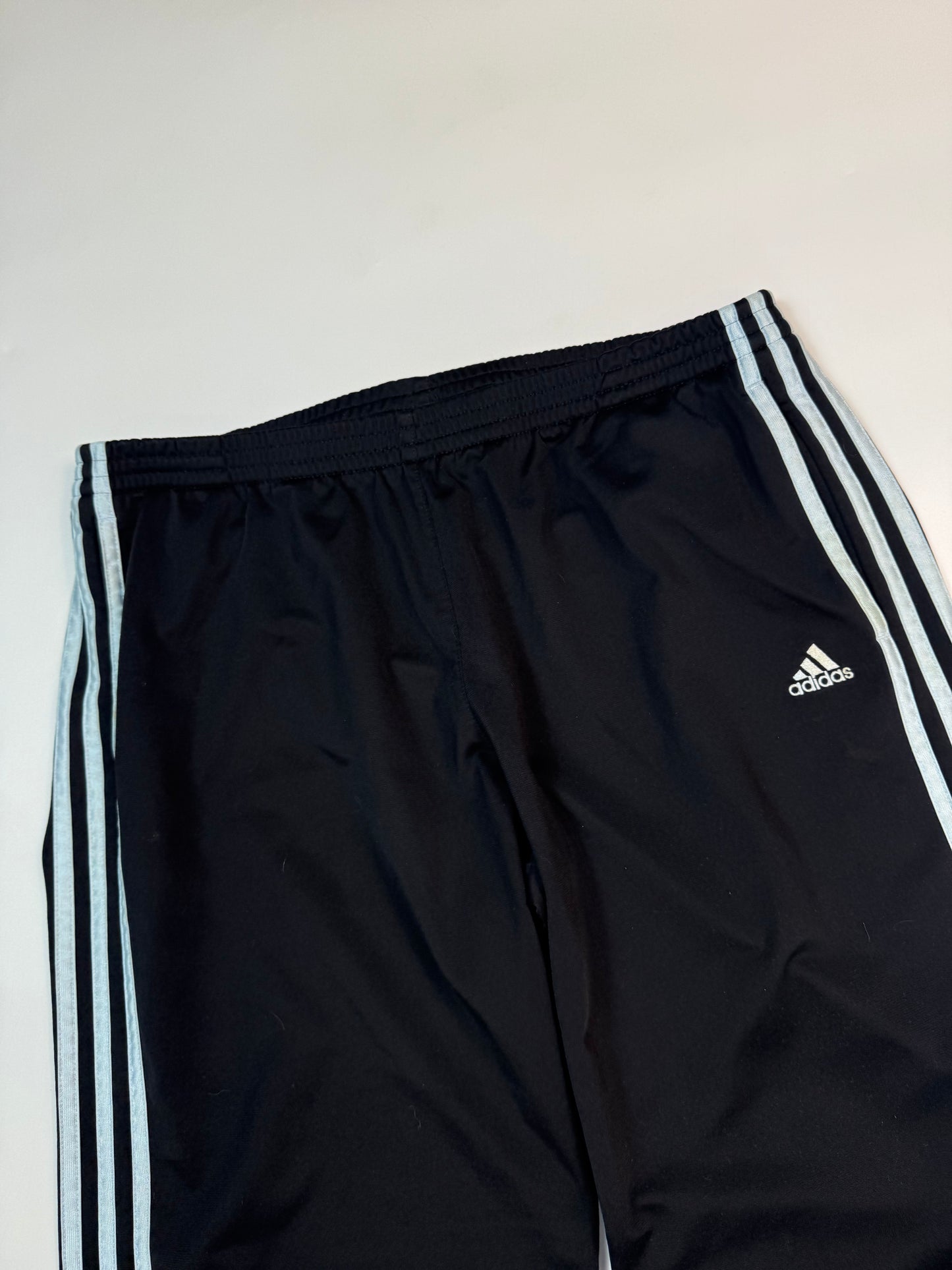 Vintage Adidas baggy track pants (L)