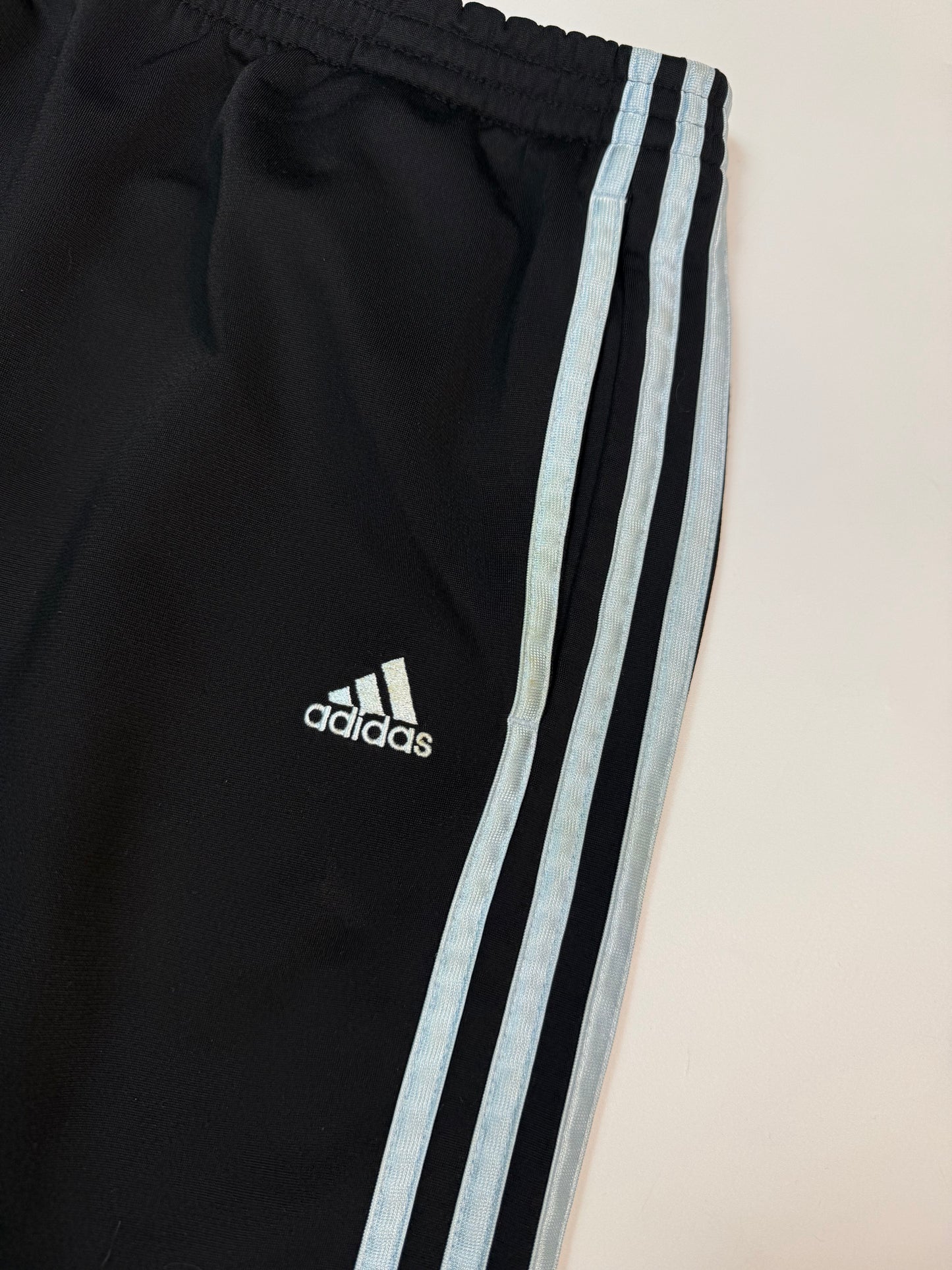 Vintage Adidas baggy track pants (L)