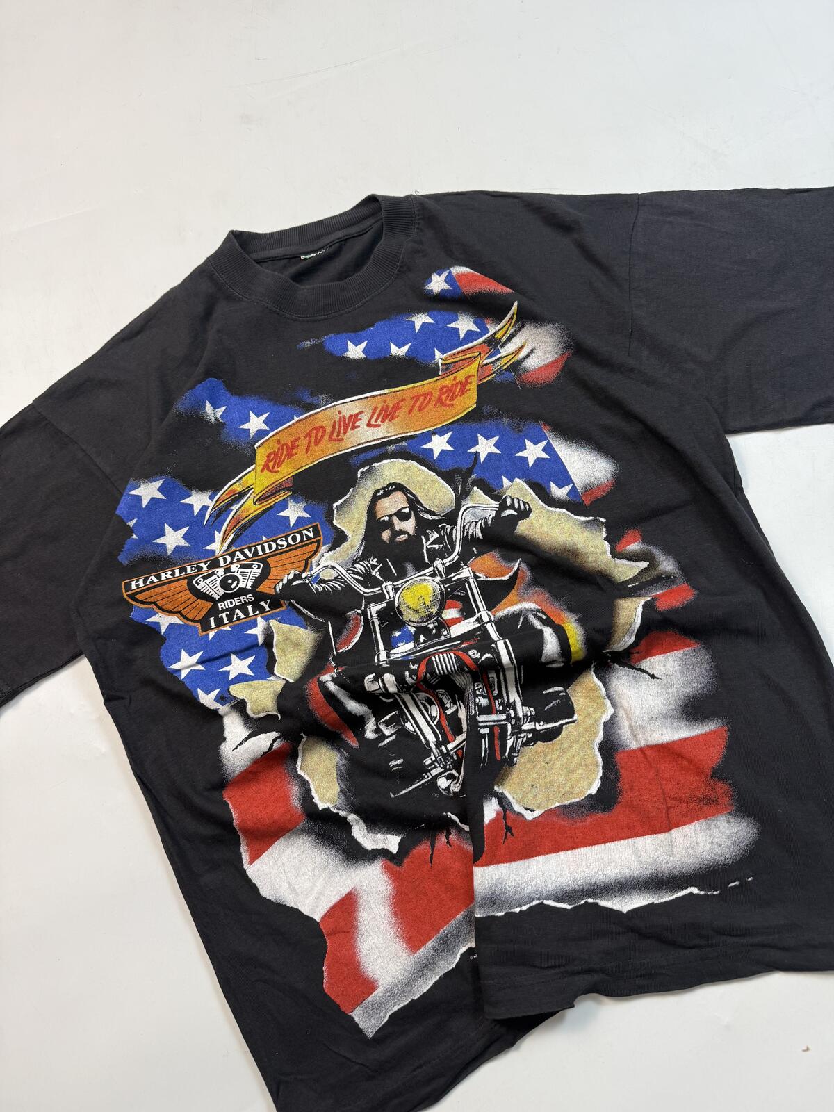 Vintage Harley Davidson Italy 1996 graphic tee (L)
