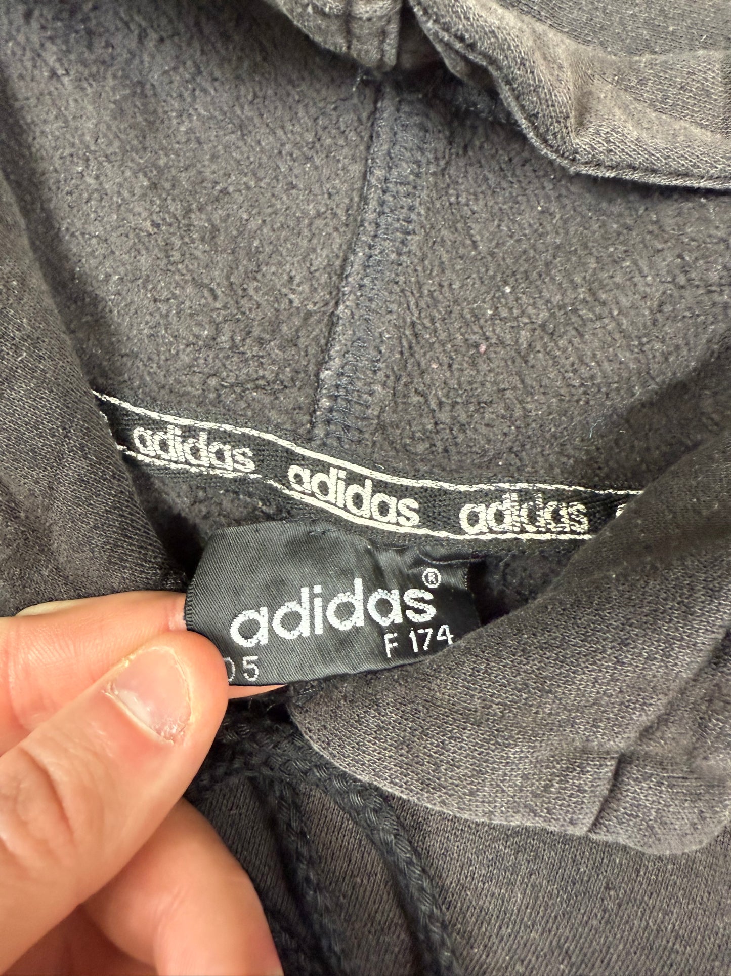 Vintage 90s Adidas small logo hoodie (M)