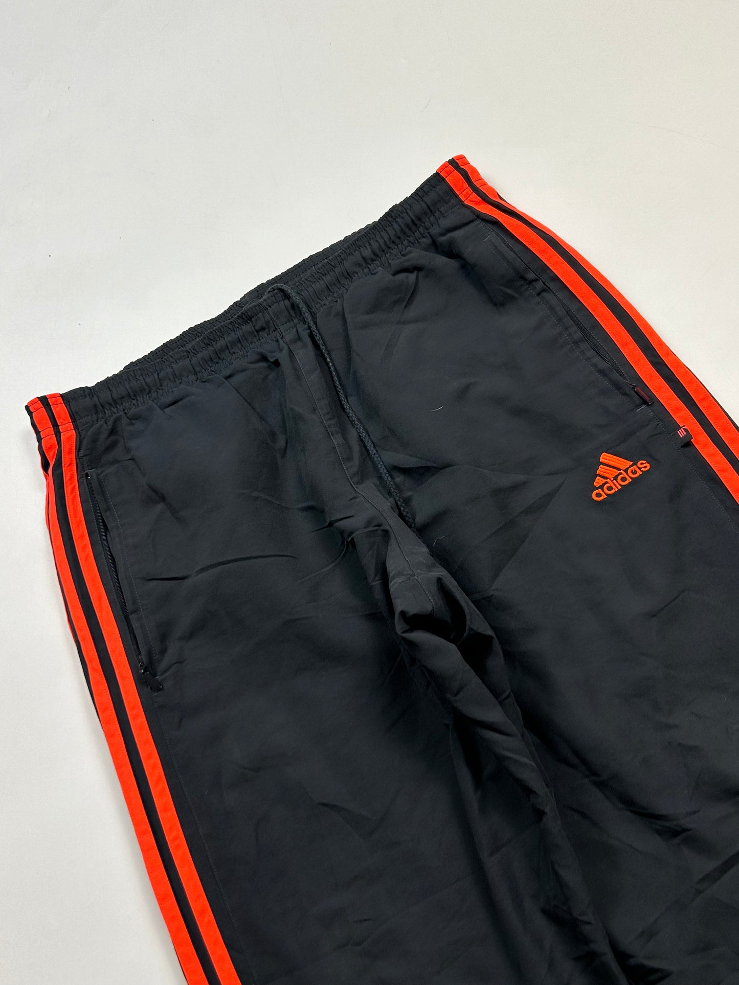Vintage Adidas baggy track pants (S)