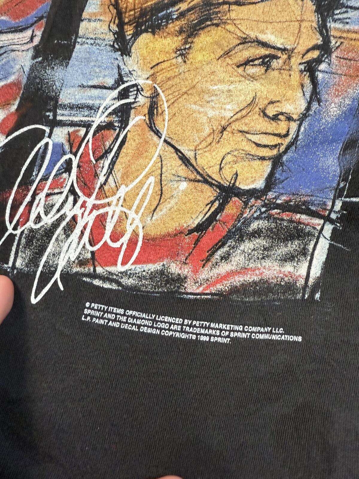 Vintage NASCAR Petty Enterprises 2000 graphic racing tee (XL)