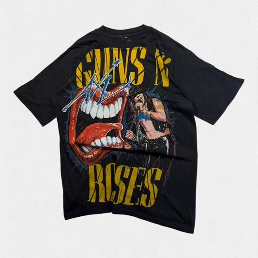 Vintage 90s Guns N Roses single stitch graphic band tee (L)