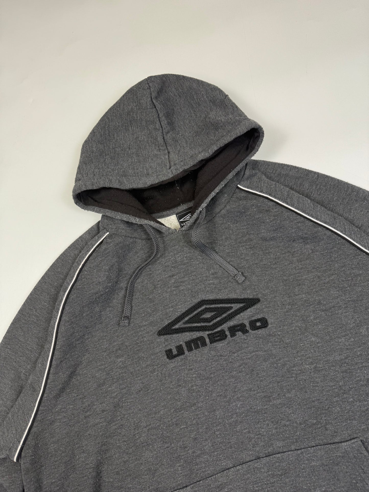 Vintage Umbro centre logo hoodie (XL)