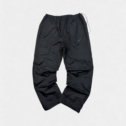 Vintage Nike baggy track pants (L)