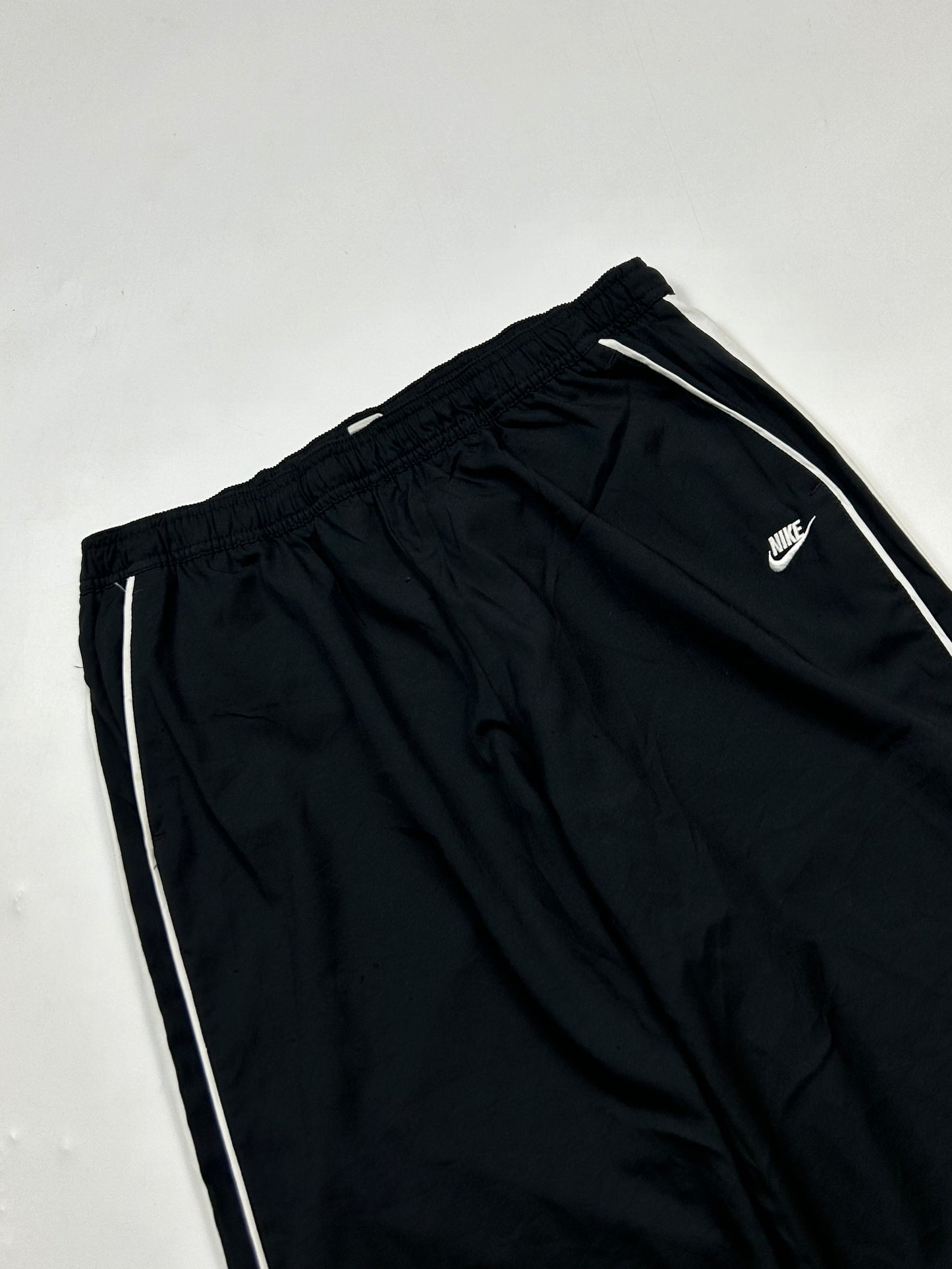 Vintage Nike baggy side stripe track pants (L)