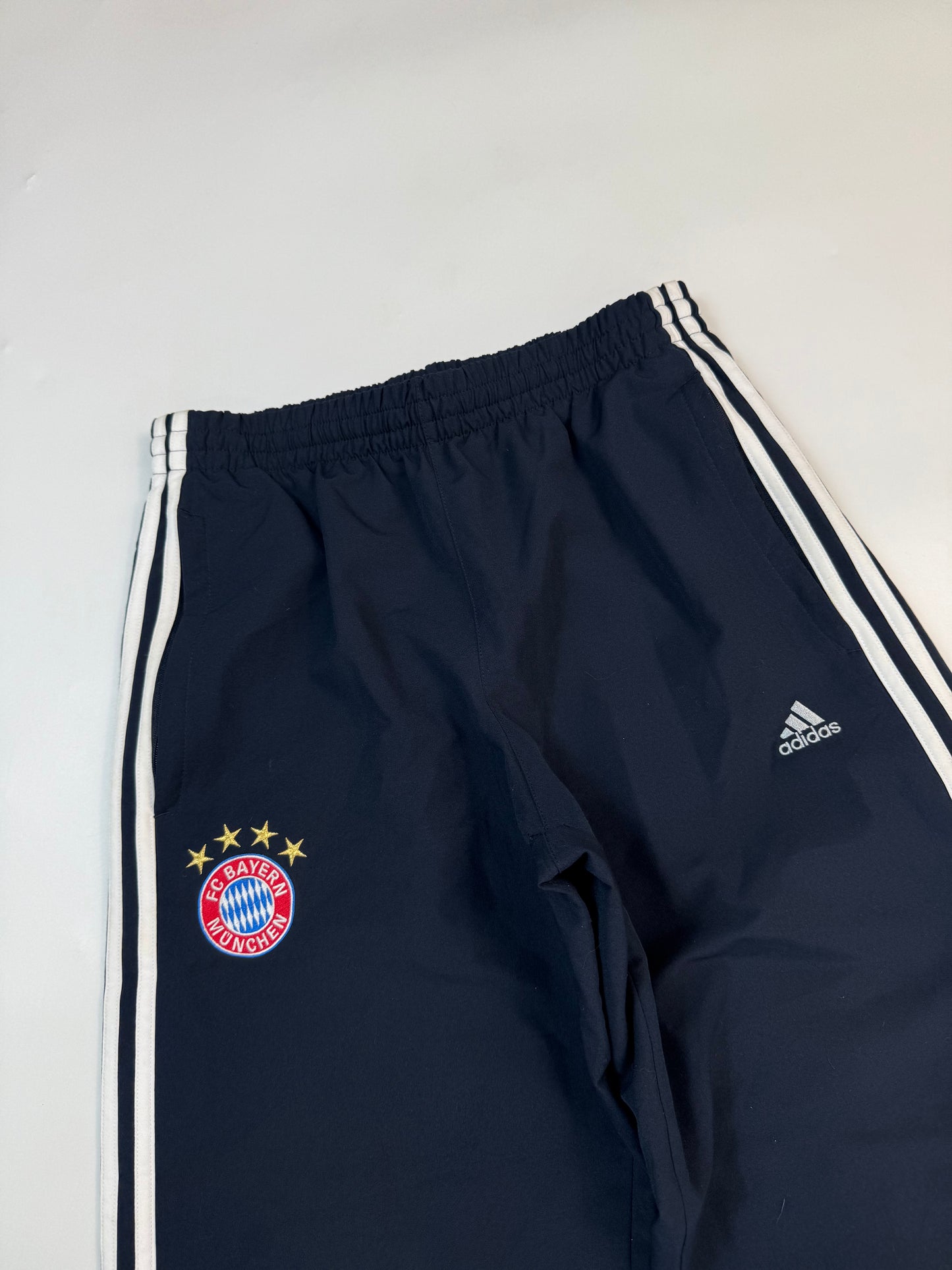 Bayern Munich 2011/12 Adidas baggy football track pants (S)
